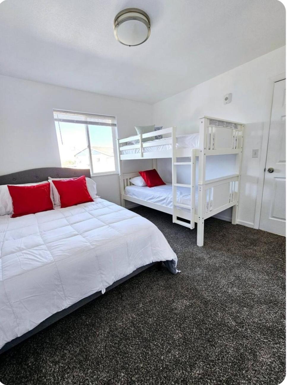 Reno Vacations - Cozy Mountain View Retreat in Reno - Property Image 22