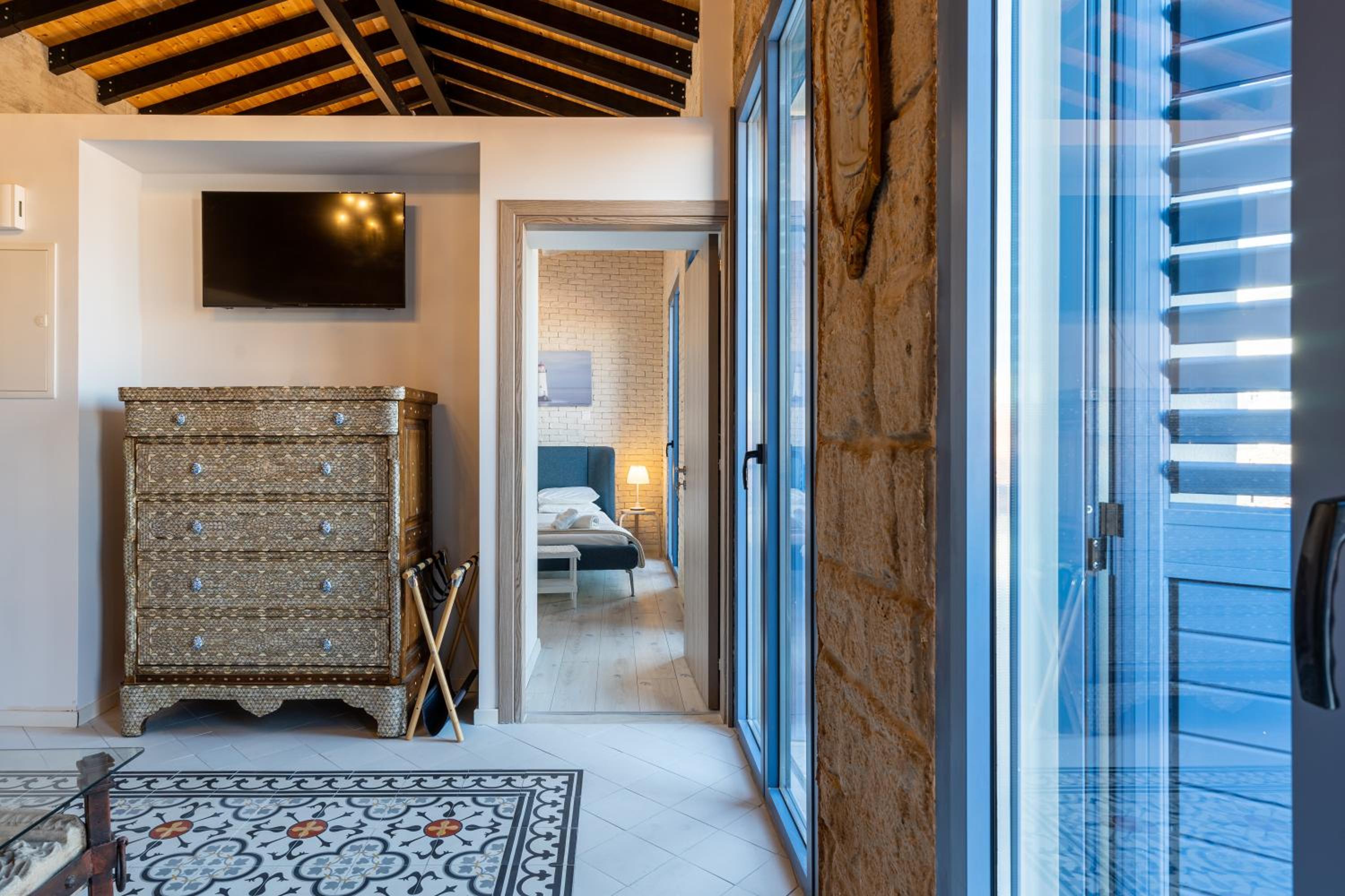 Le Voyageur By the Sea - Furnished Rooms
