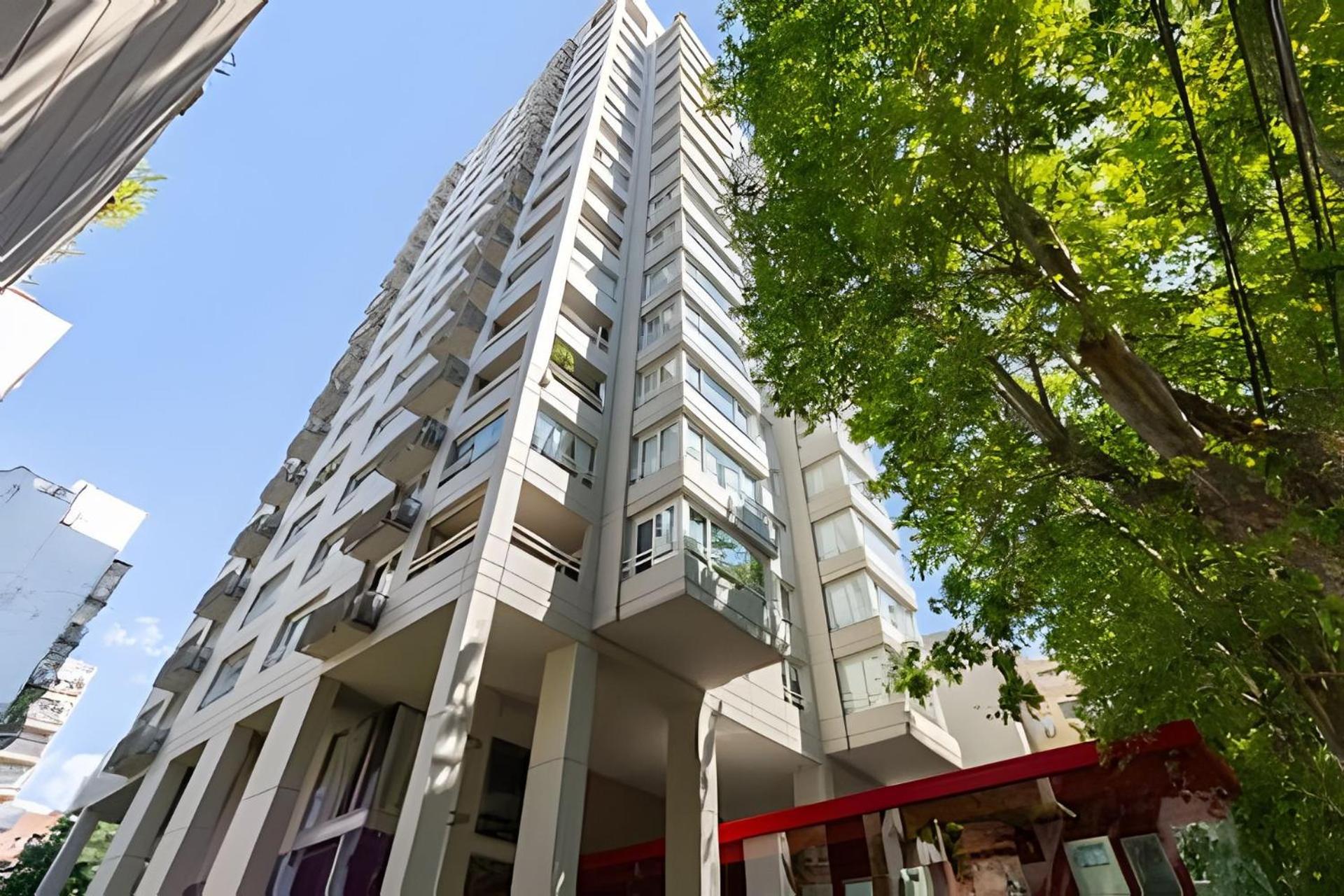 Luxury Building in Heart of Palermo Soho 2 Pools, Sauna, Gym and Business Center