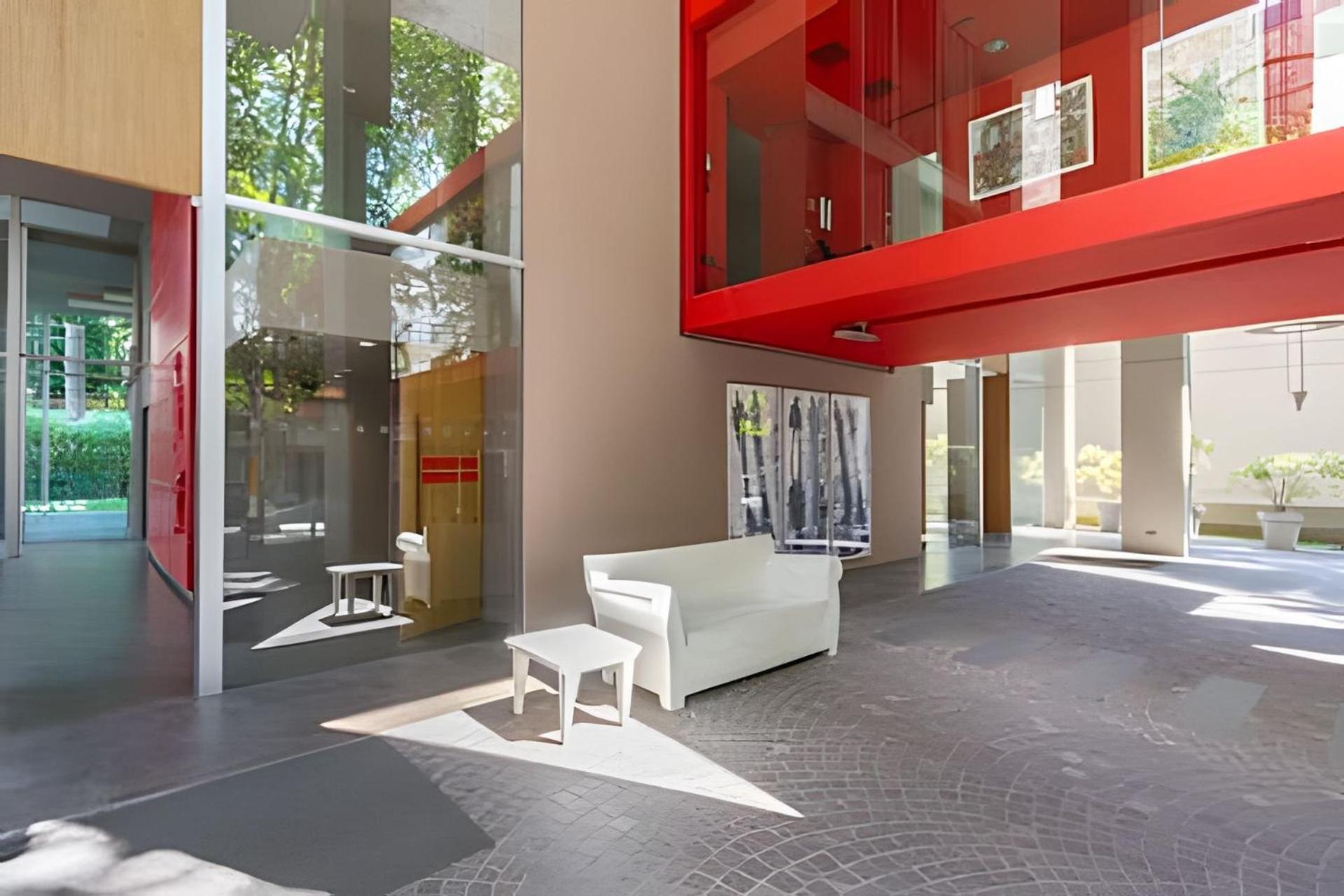 Luxury Building in Heart of Palermo Soho 2 Pools, Sauna, Gym and Business Center