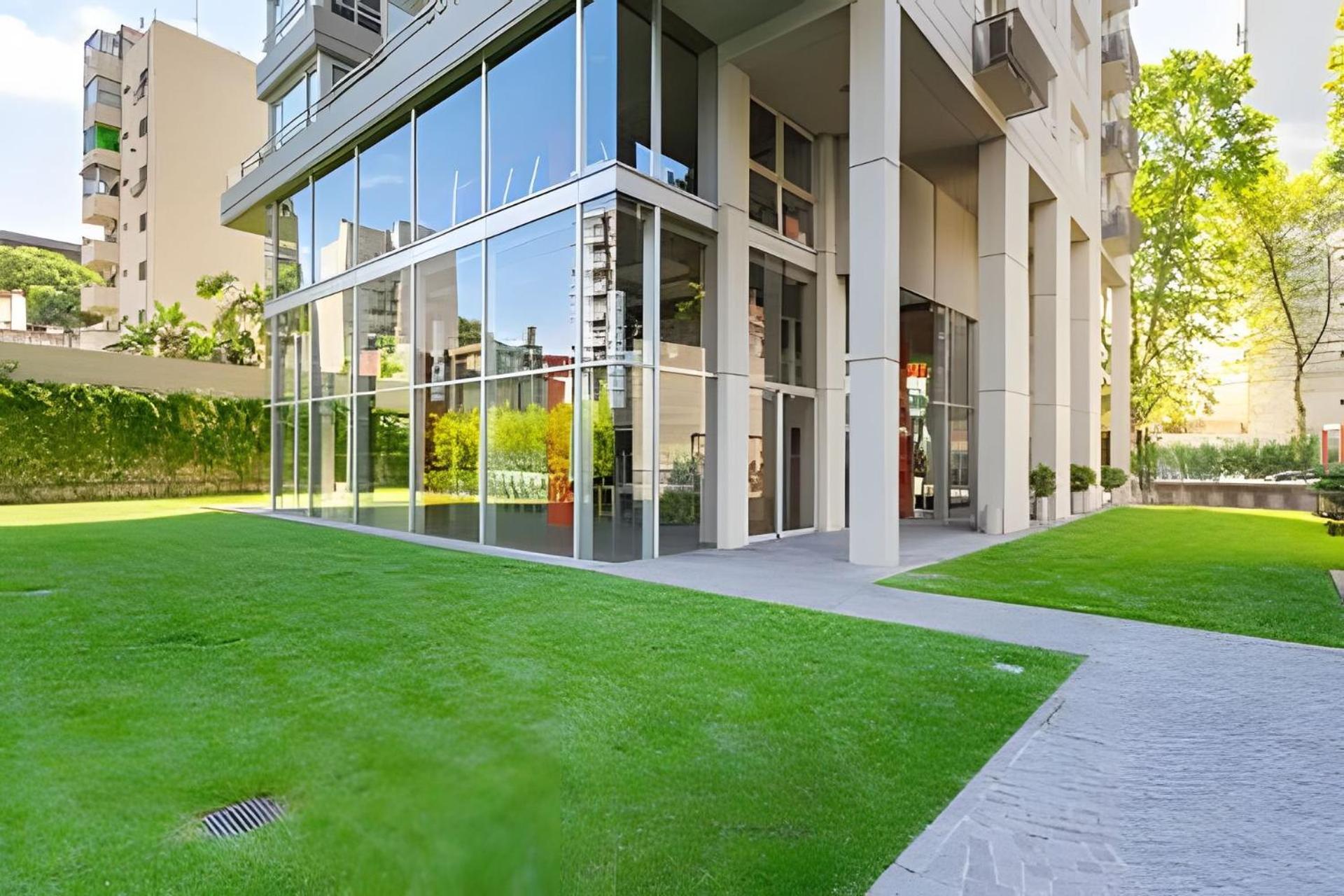 Luxury Building in Heart of Palermo Soho 2 Pools, Sauna, Gym and Business Center