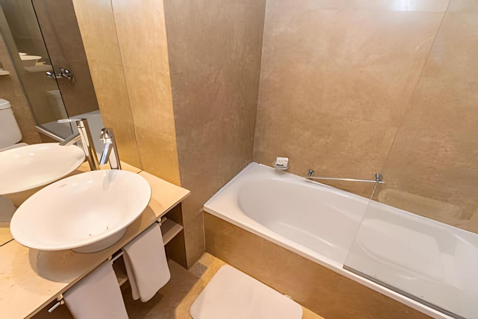 Luxury Building in Heart of Palermo Soho 2 Pools, Sauna, Gym and Business Center