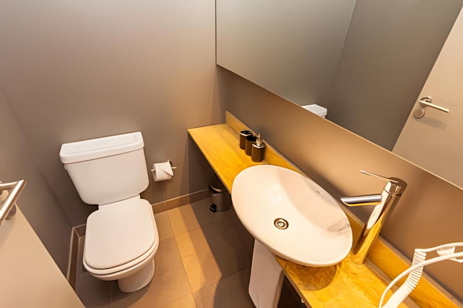 Luxury Building in Heart of Palermo Soho 2 Pools, Sauna, Gym and Business Center
