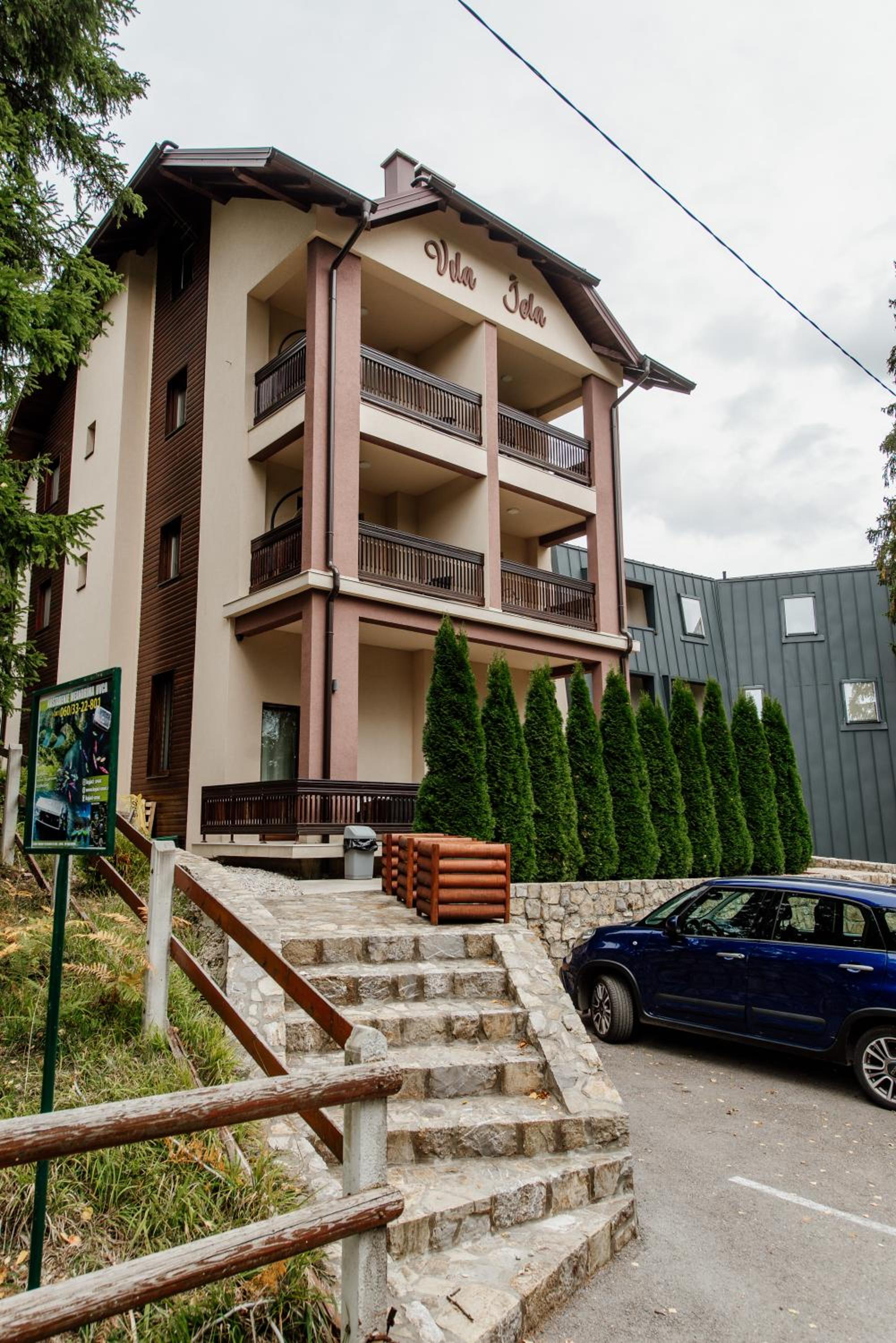 Photo 8