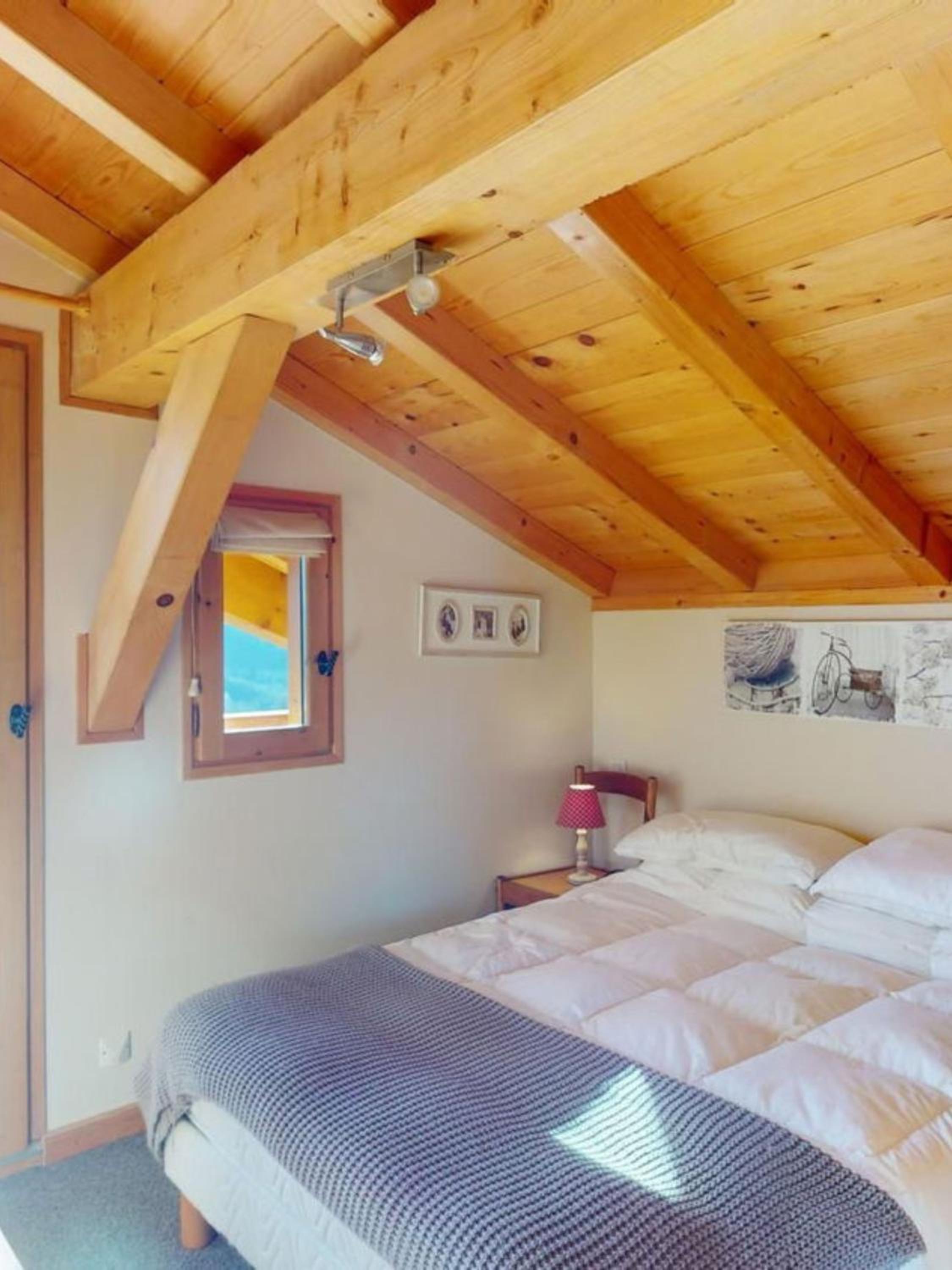 Mountain View, great location Chalet Joli