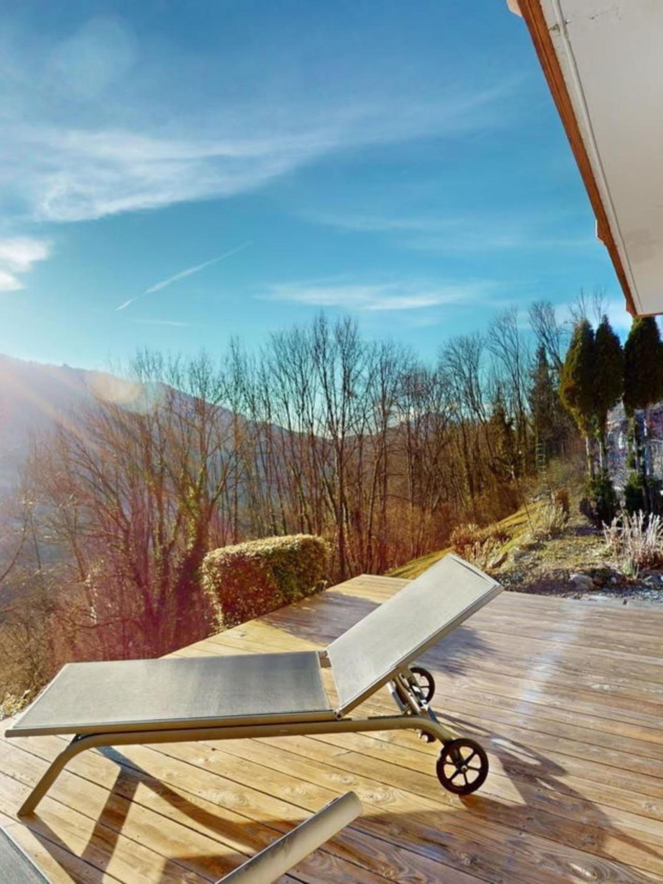 Mountain View, great location Chalet Joli