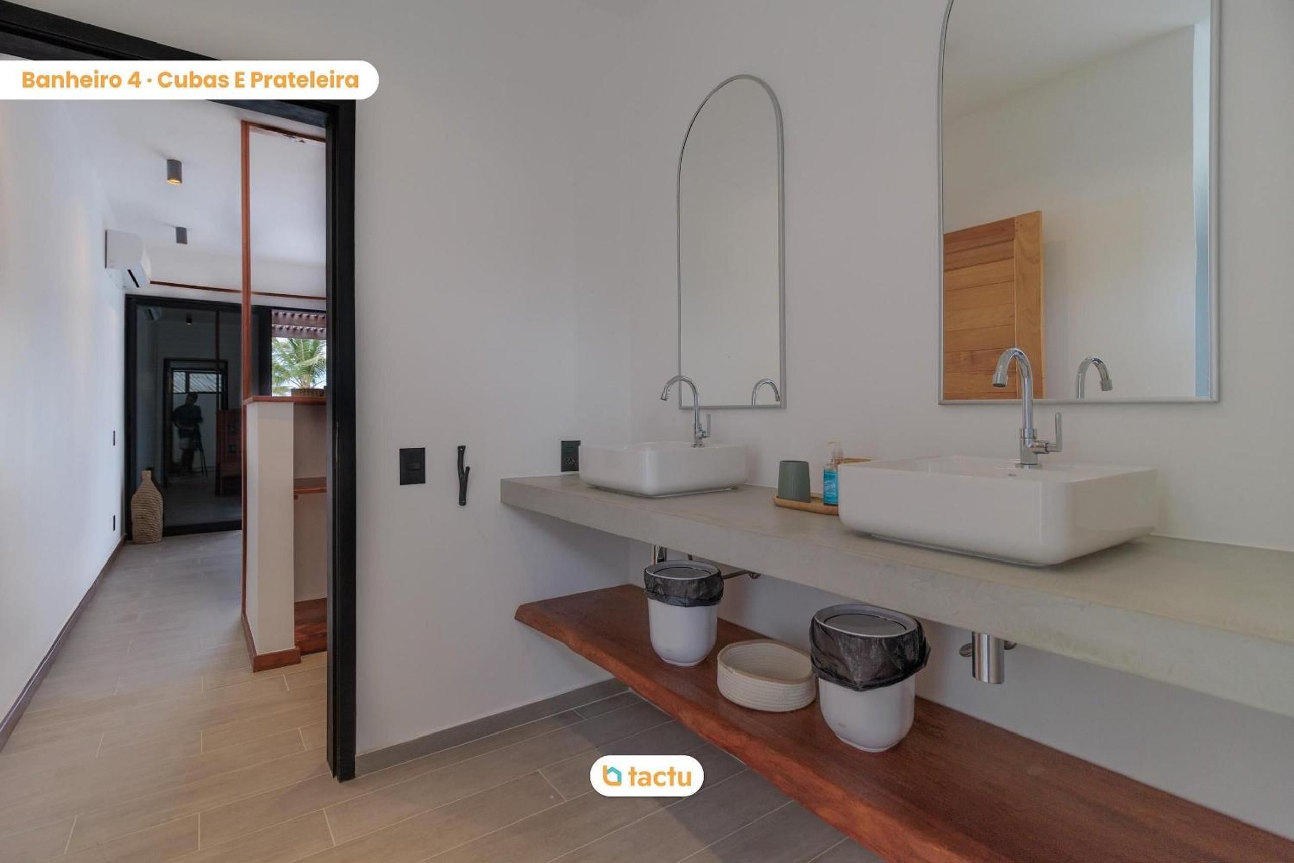 Vila Juriti: Luxury Beachfront in Fortim