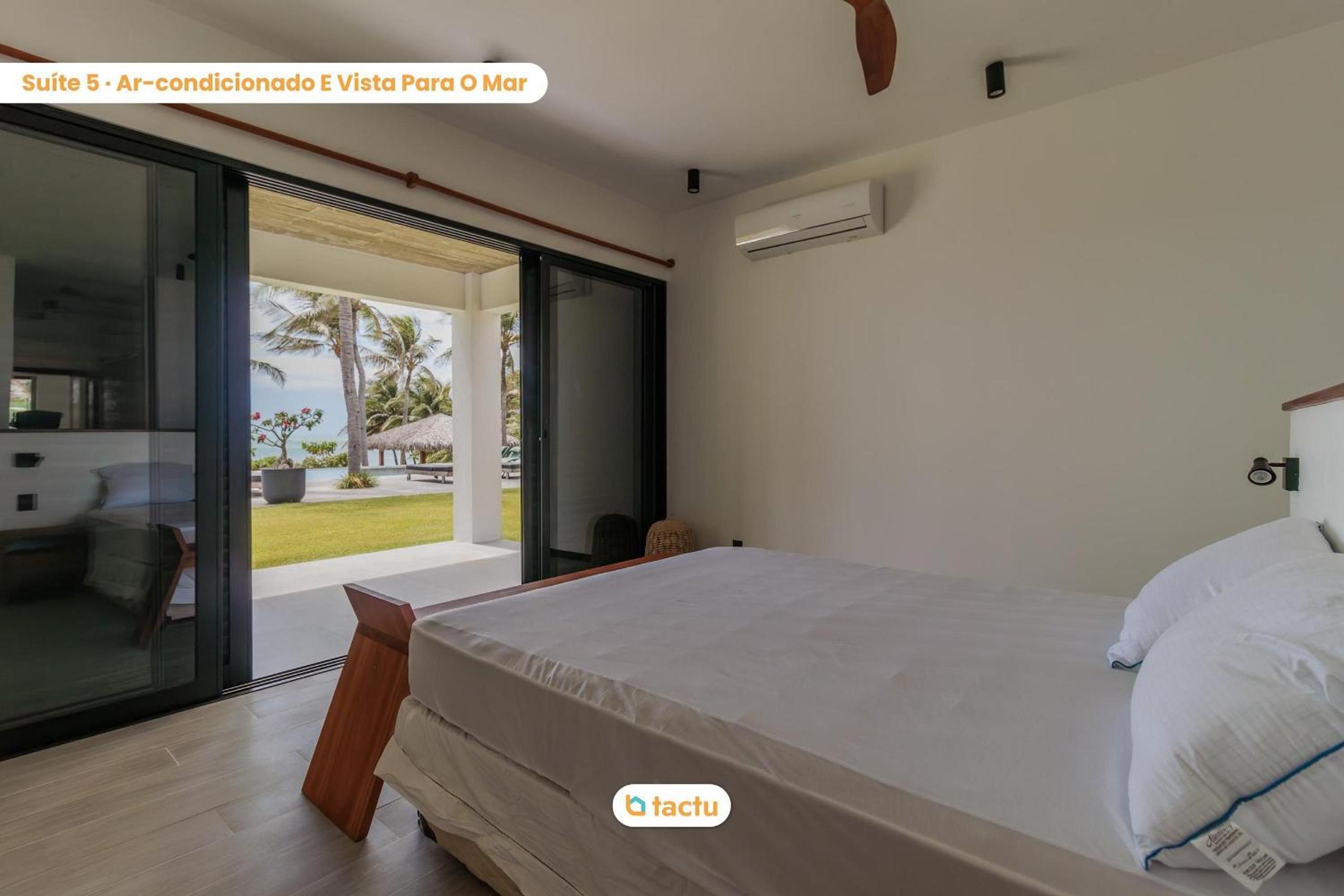 Vila Juriti: Luxury Beachfront in Fortim