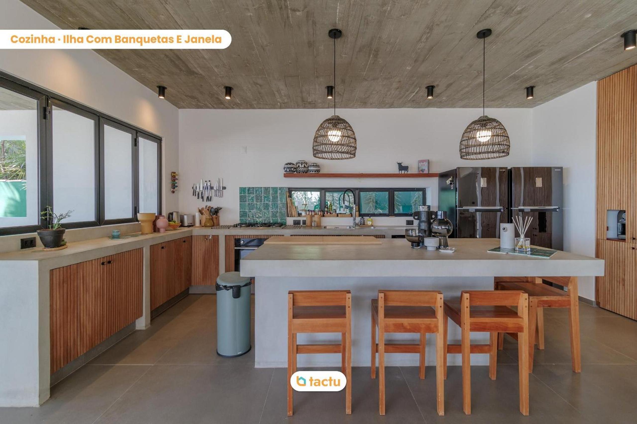 Vila Juriti: Luxury Beachfront in Fortim