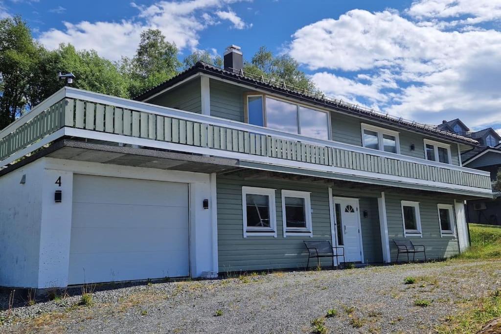 Hus med 5 soverom på Hakallestranda i Vanylven view 3