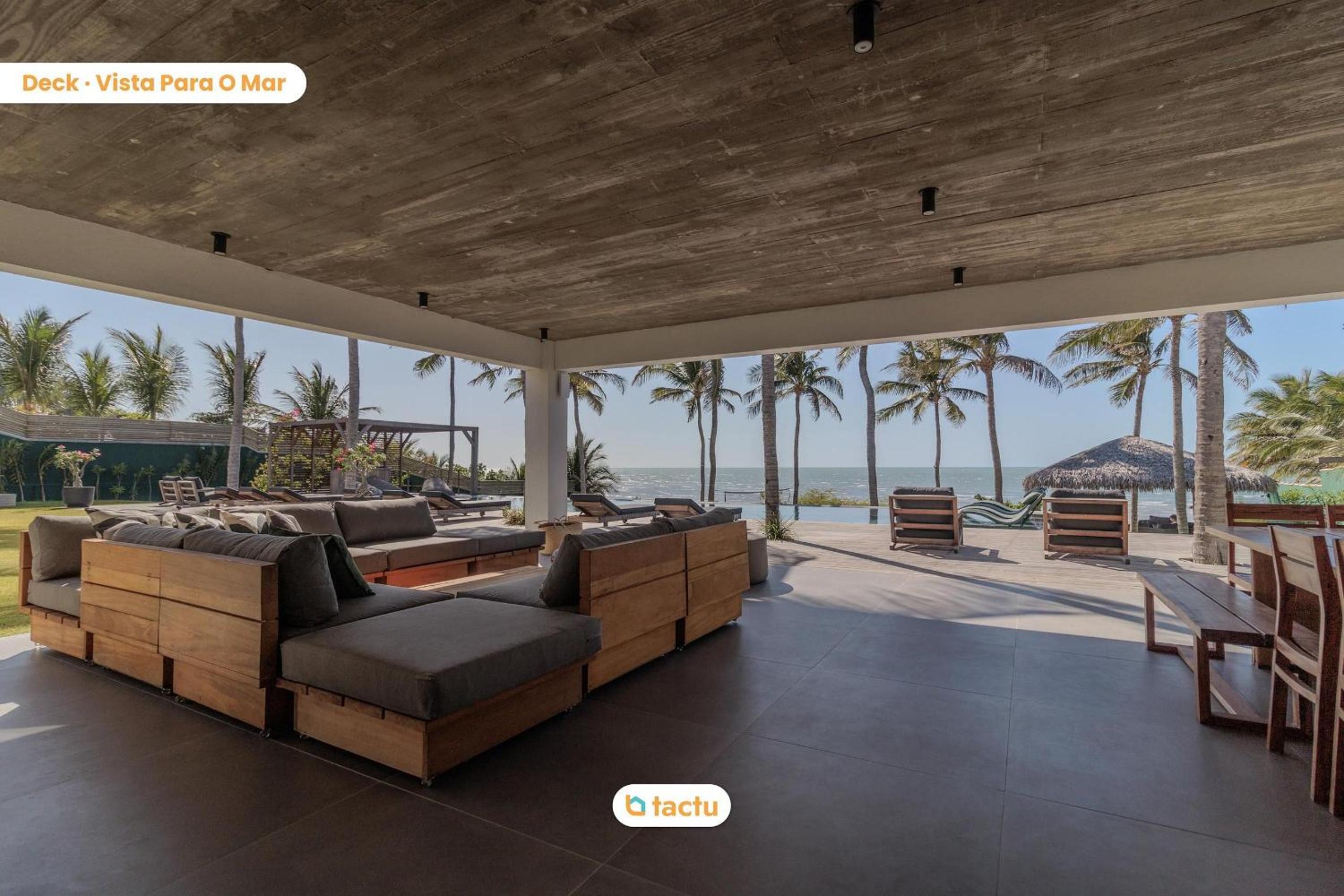 Vila Juriti: Luxury Beachfront in Fortim