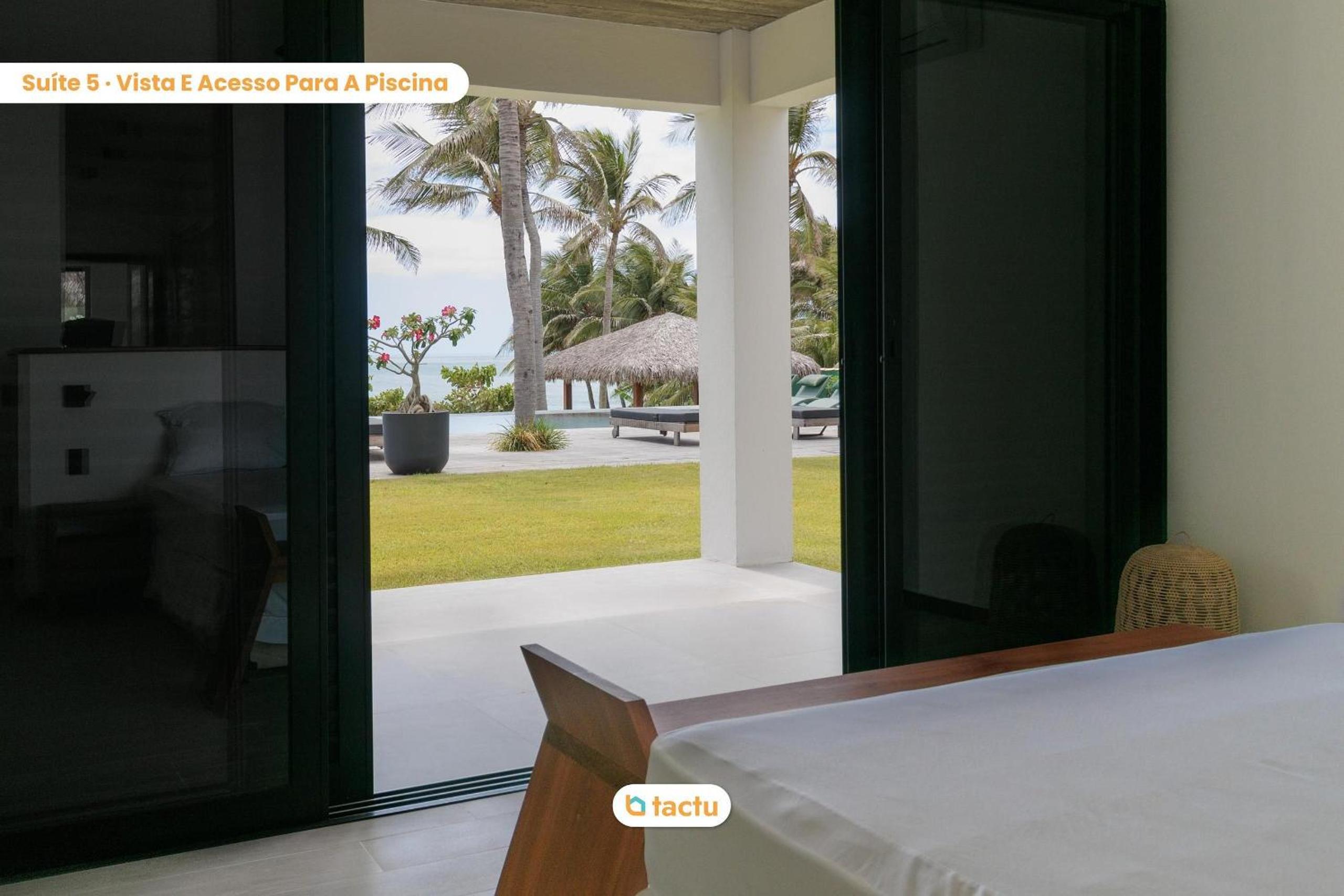 Vila Juriti: Luxury Beachfront in Fortim