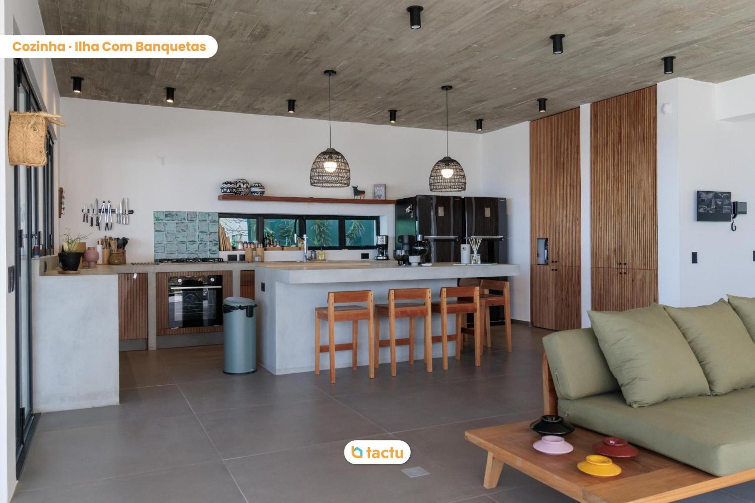 Vila Juriti: Luxury Beachfront in Fortim