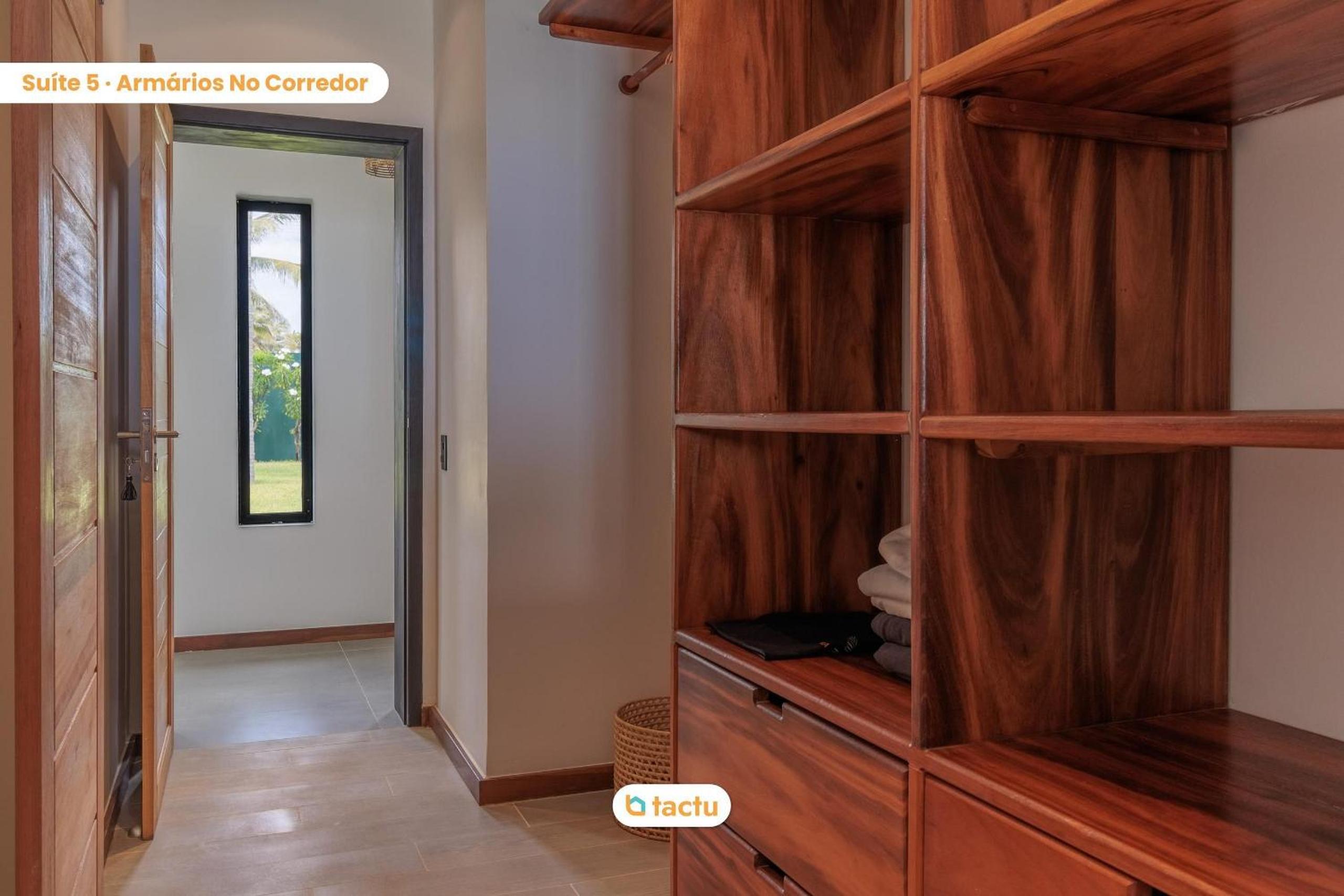 Vila Juriti: Luxury Beachfront in Fortim