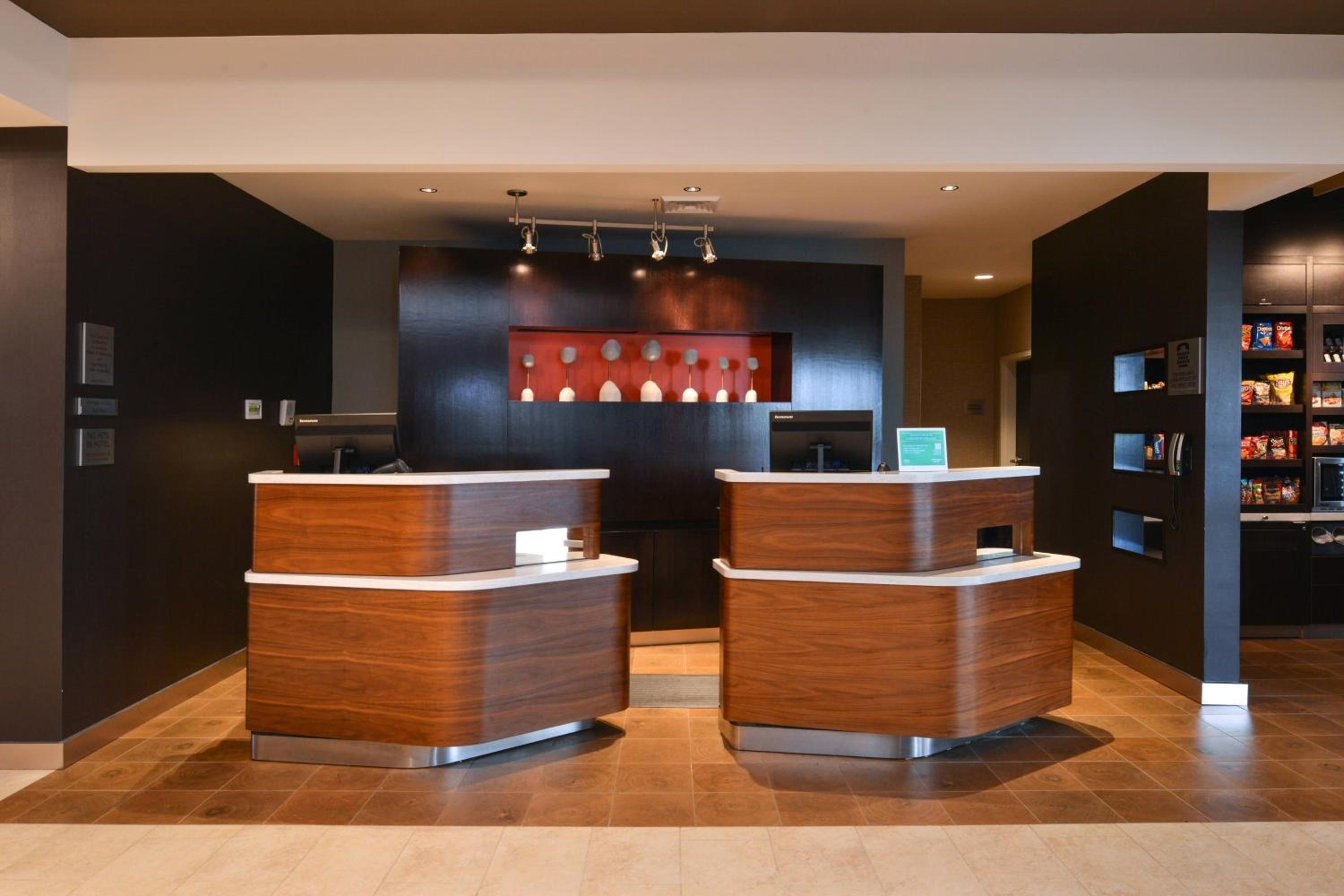 St Louis Vacations - Courtyard by Marriott St. Louis St. Peters - Property Image 3