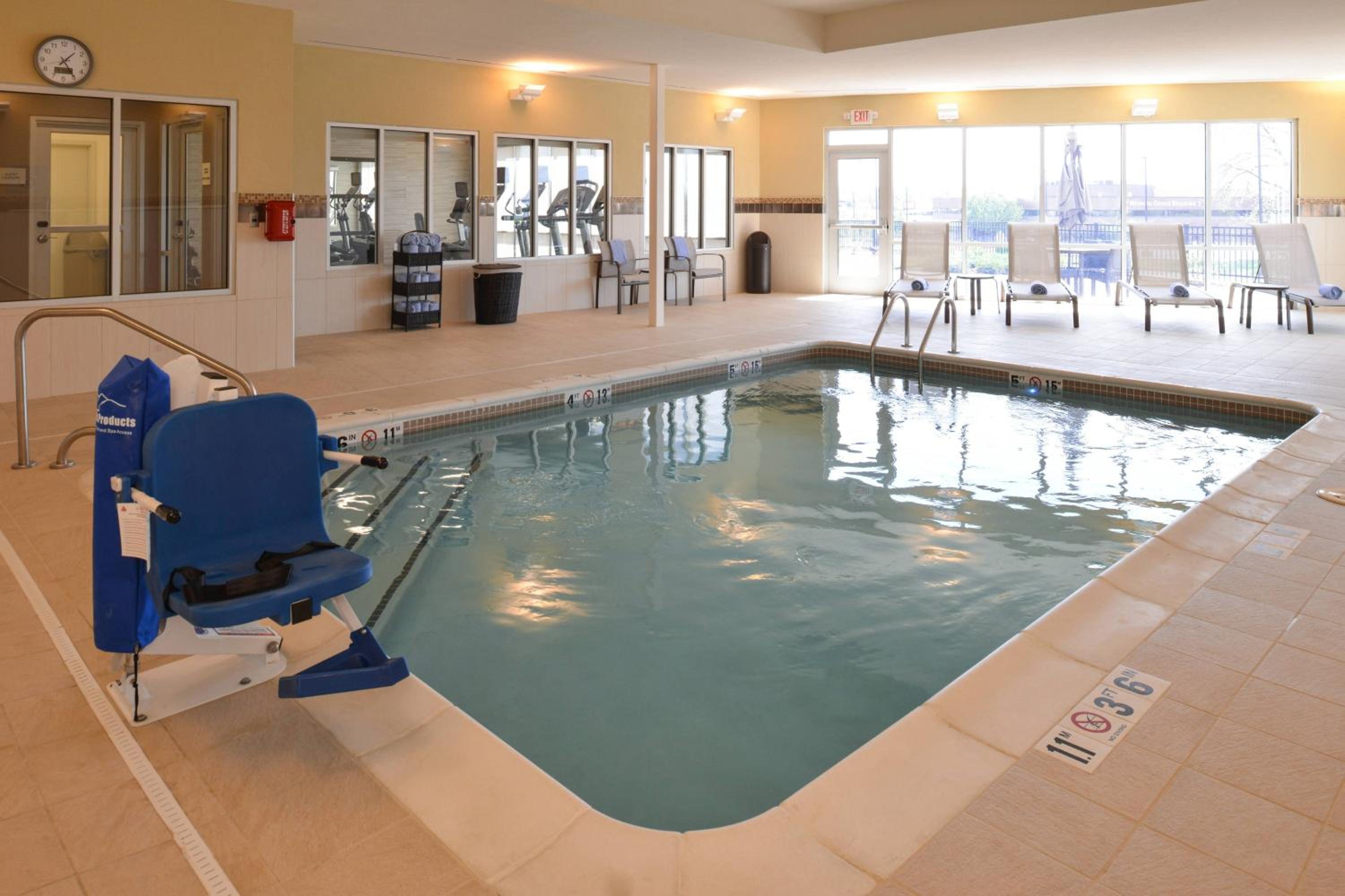 Courtyard by Marriott St. Louis St. Peters - Property Image 5