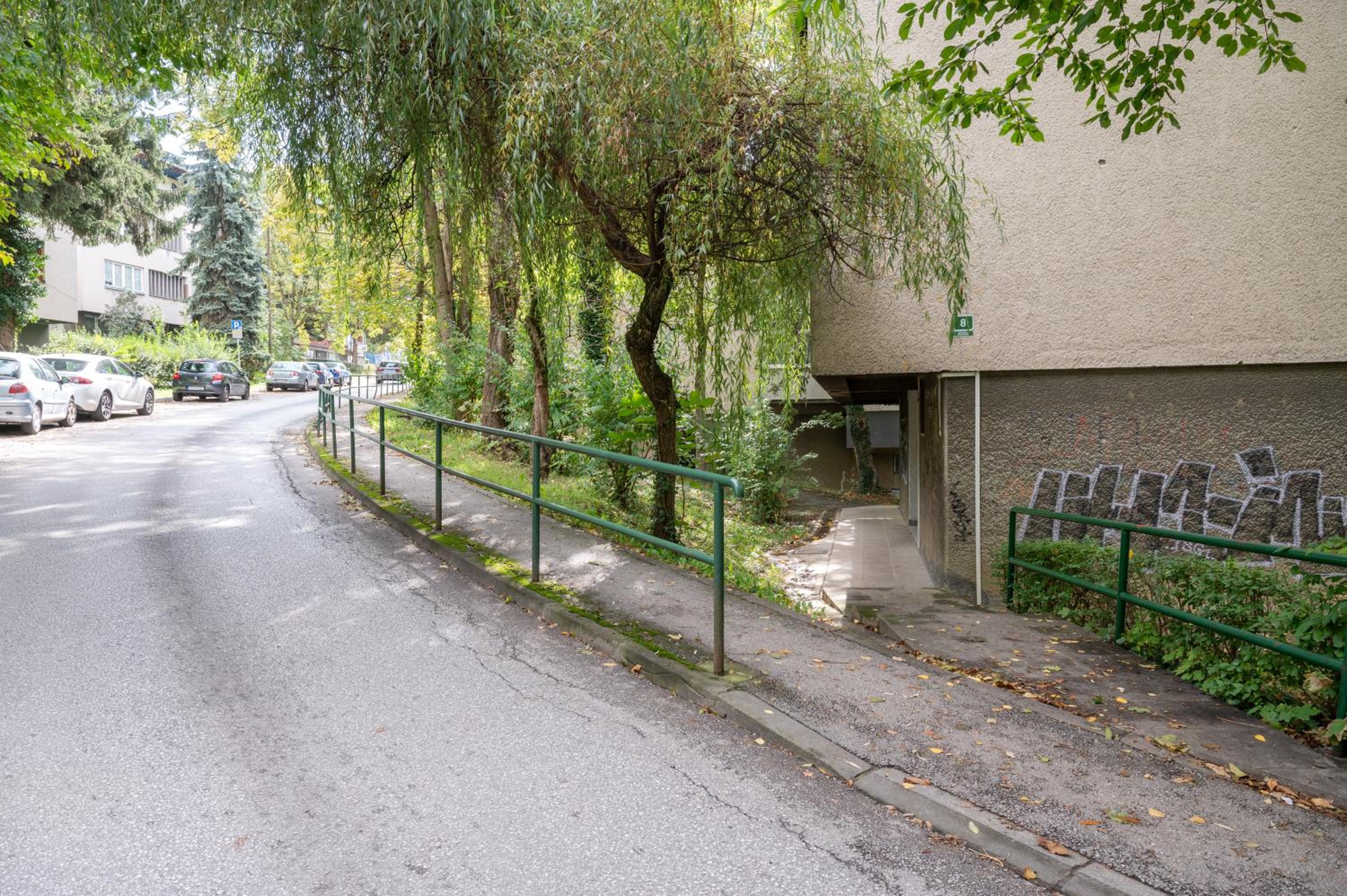 Nanis Place in Sarajevo