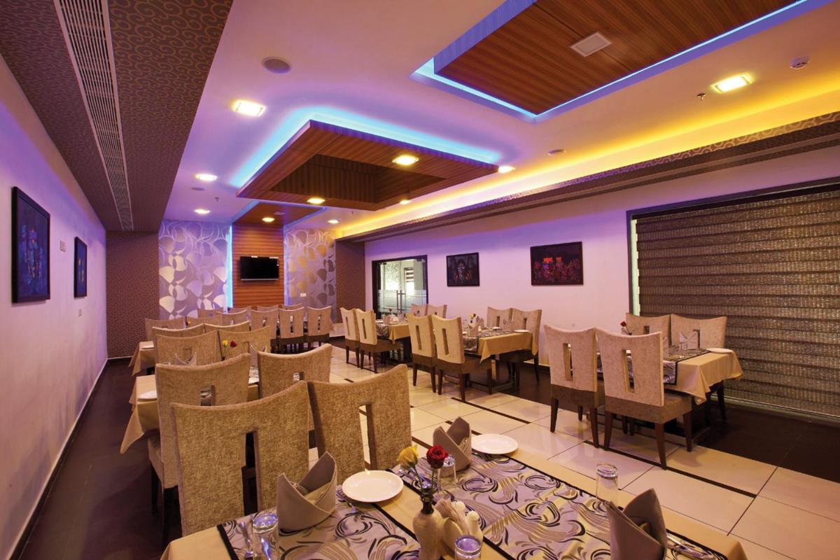 Food & Beverage
