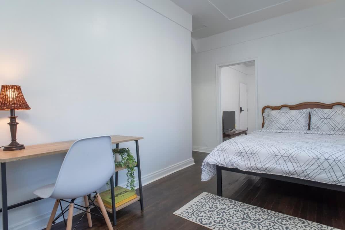 Thunder Bay Vacations - Near Airport Parking Netflix Wi-fi - Property Image 3