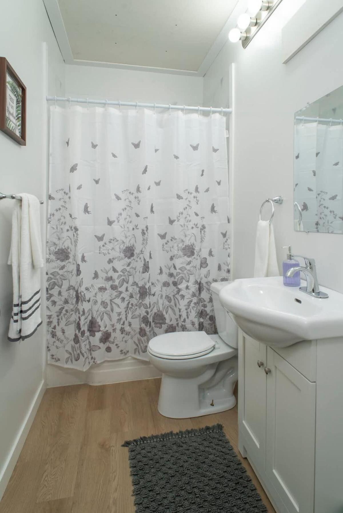 Thunder Bay Vacations - Near Airport Parking Netflix Wi-fi - Property Image 12