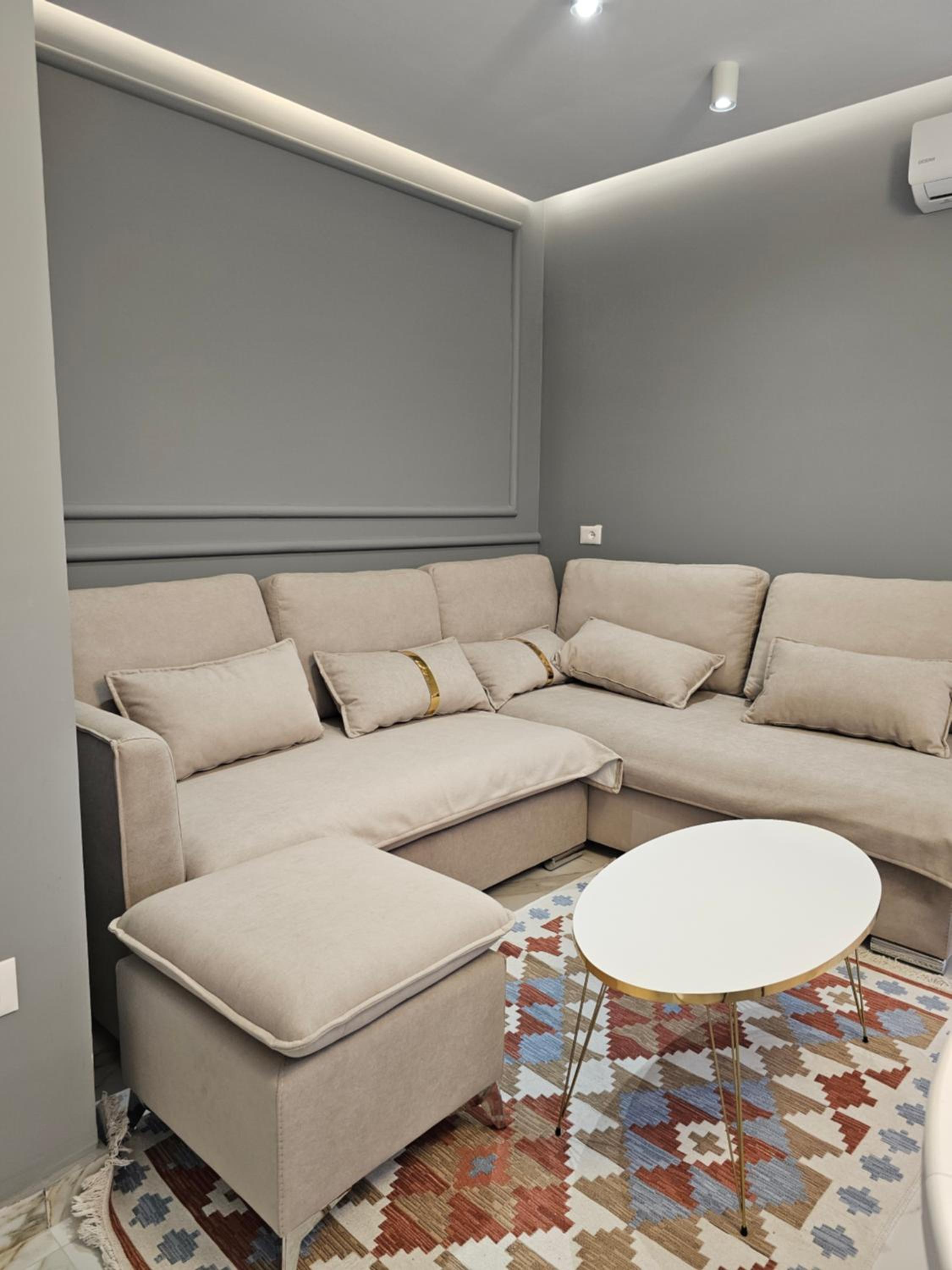 Center Dots Apartment Tirana