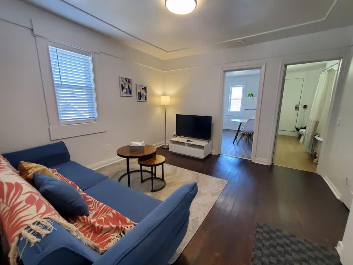 Thunder Bay Vacations - Wifi Netflix Parking Near Airport - Property Image 1