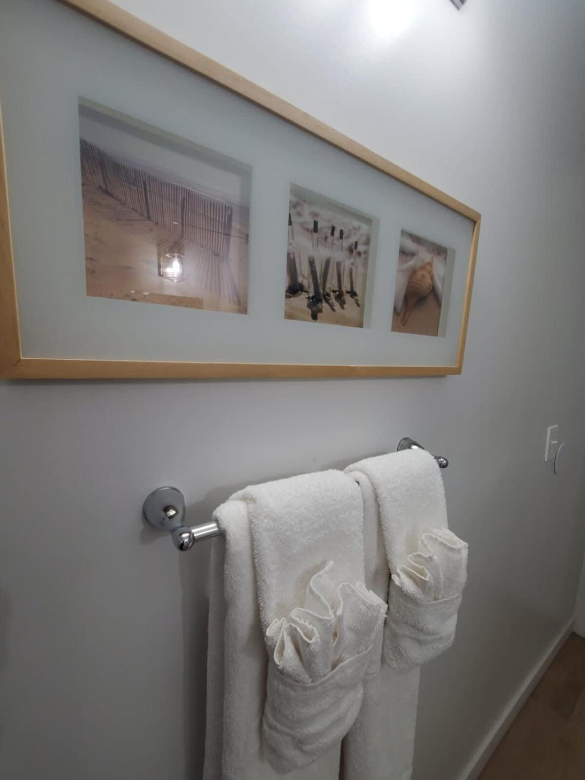 Thunder Bay Vacations - Wifi Netflix Parking Near Airport - Property Image 15