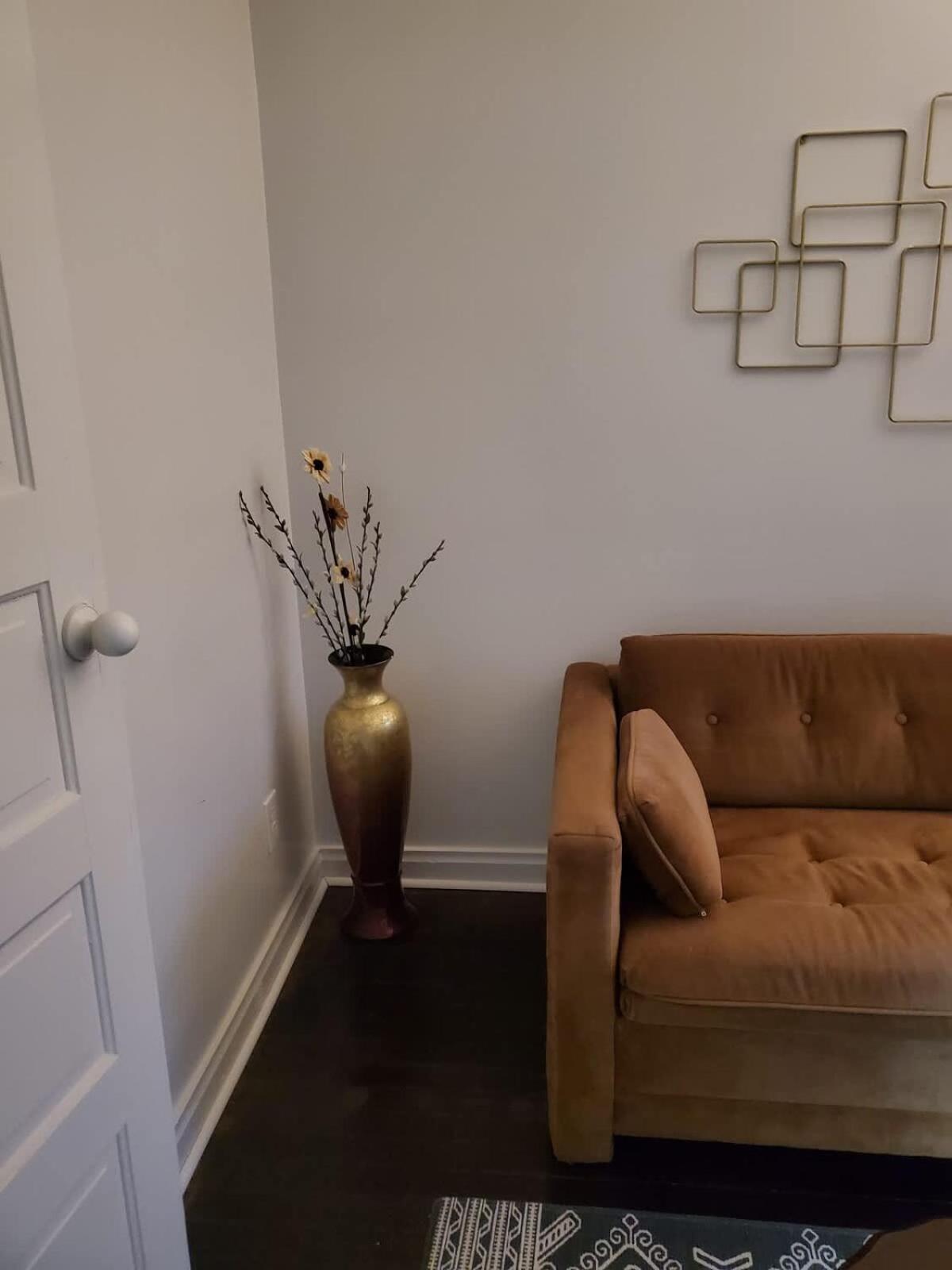 Thunder Bay Vacations - Pet Friendly Netflix Parking - Property Image 2