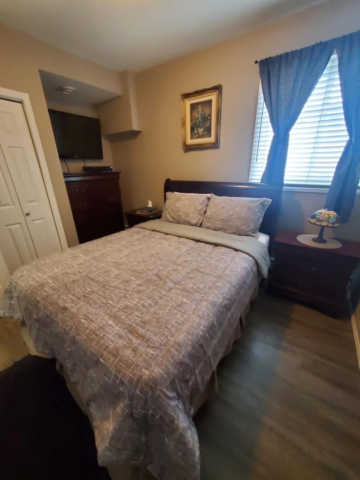 Convenient Area Glamorous suite