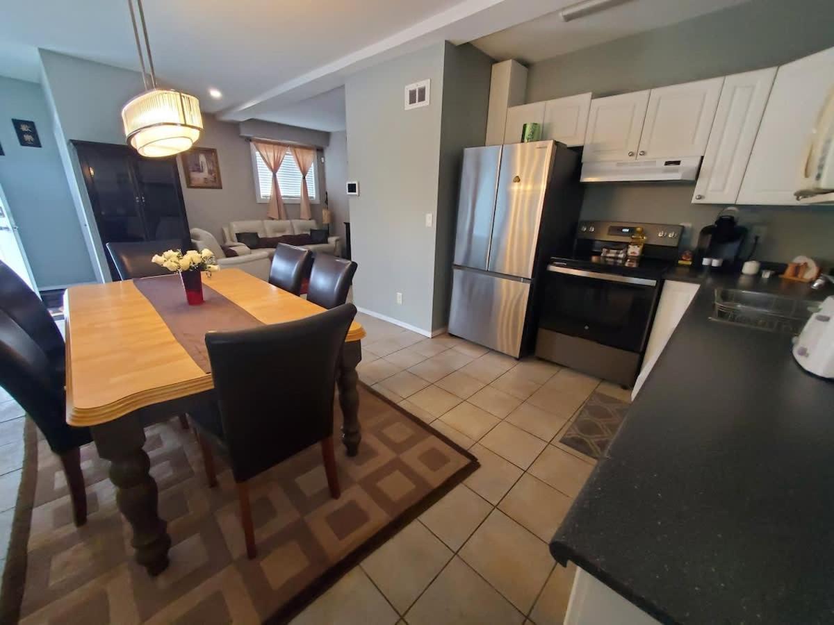 Convenient Area Glamorous suite