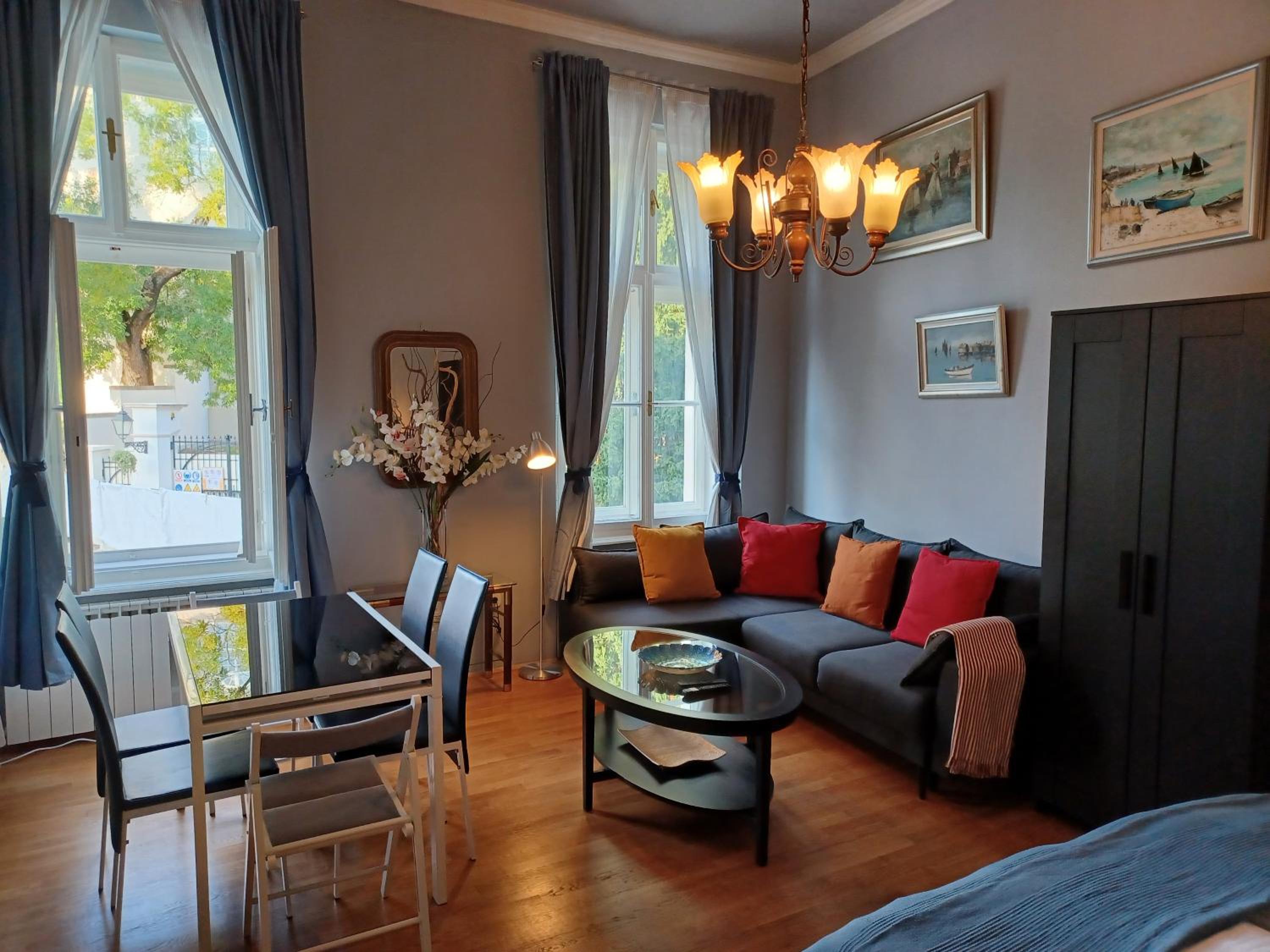 Apartment Leda