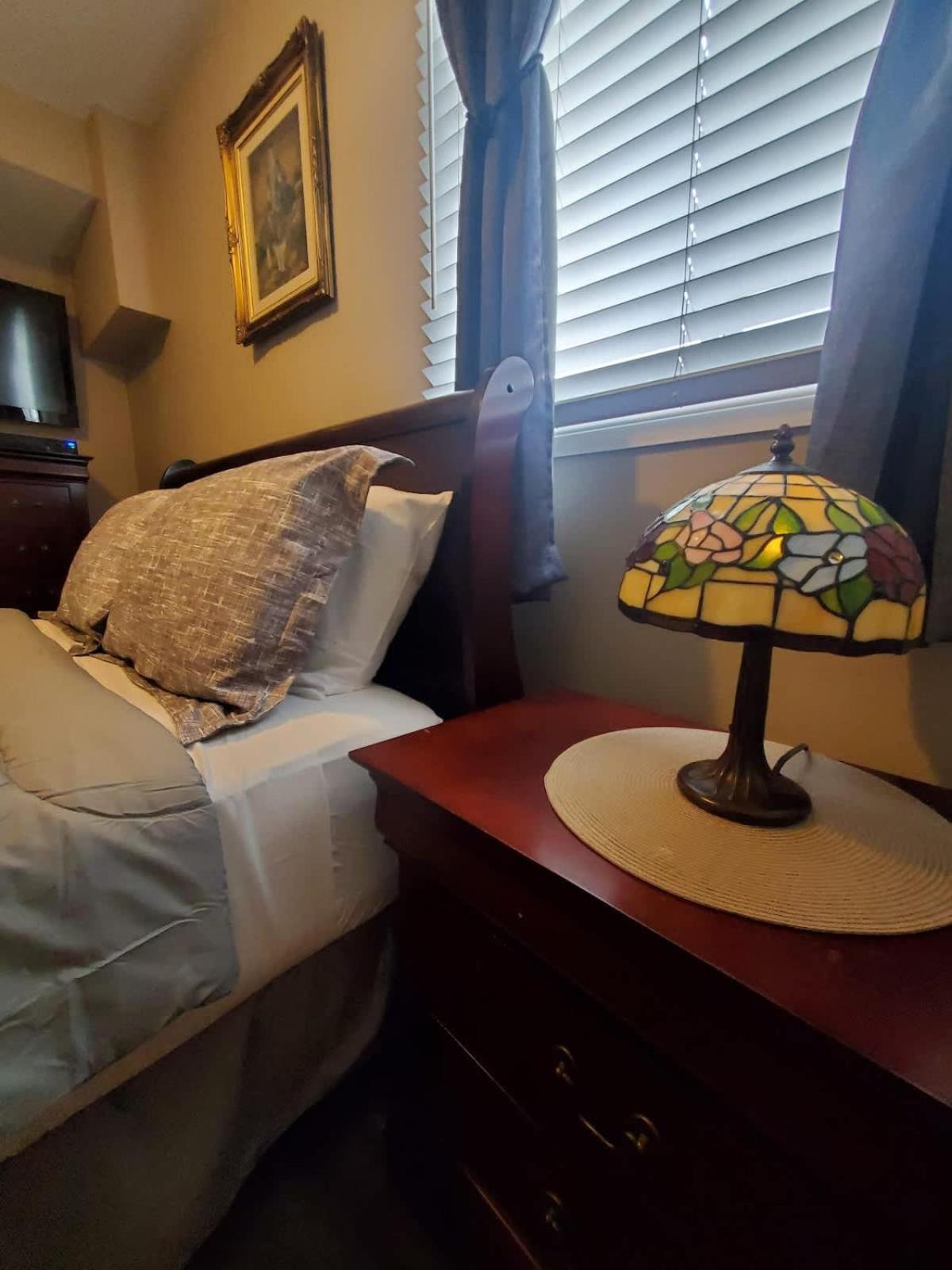 Convenient Area Glamorous suite