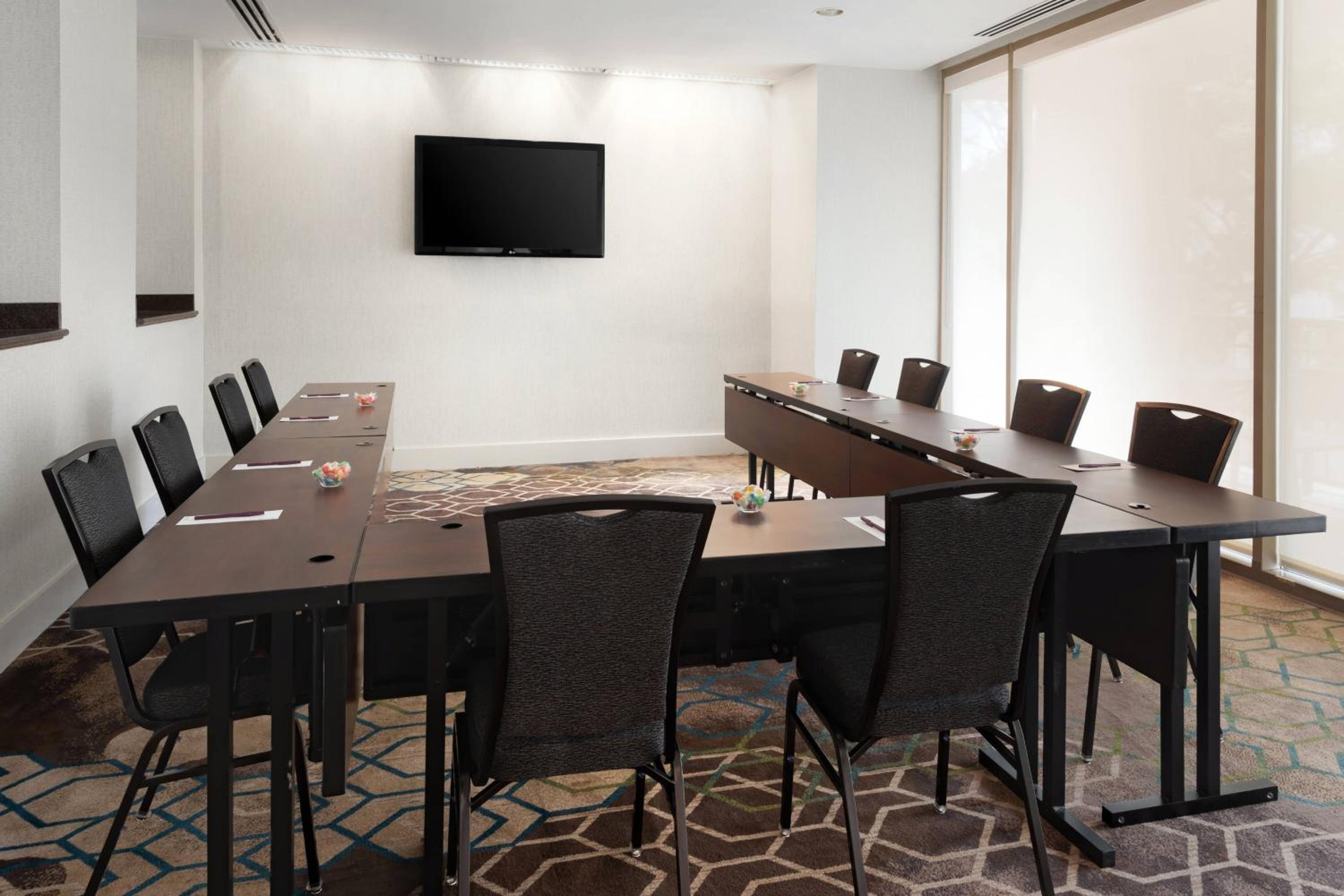 Residence Inn Bethesda Downtown - Property Image 4