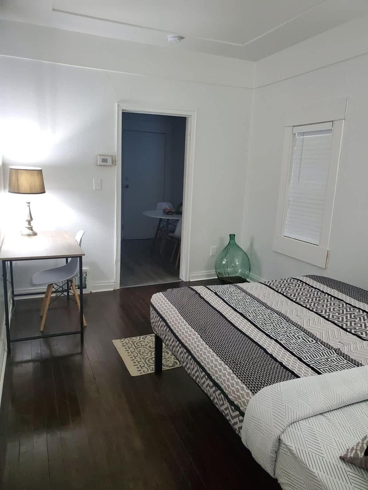Thunder Bay Vacations - Pet Friendly Netflix Parking - Property Image 4