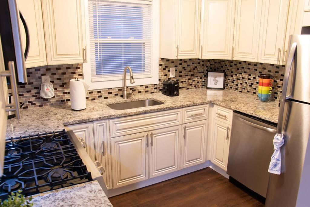 Winter Getaway in Seaside Heights with 3 Bedrooms near the Beach and Boardwalk view 2