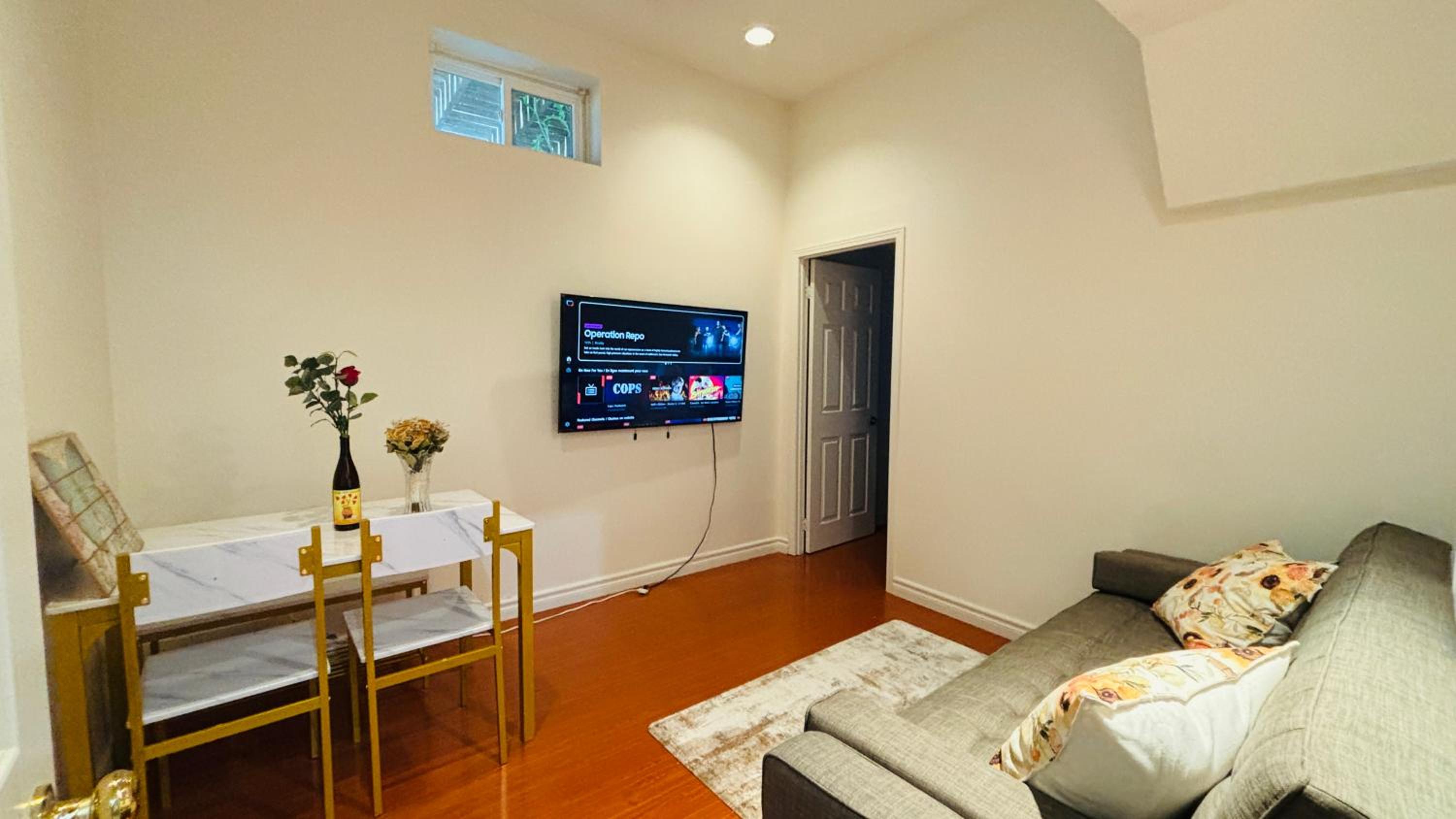 Cozy Walkout Basement with Tranquility