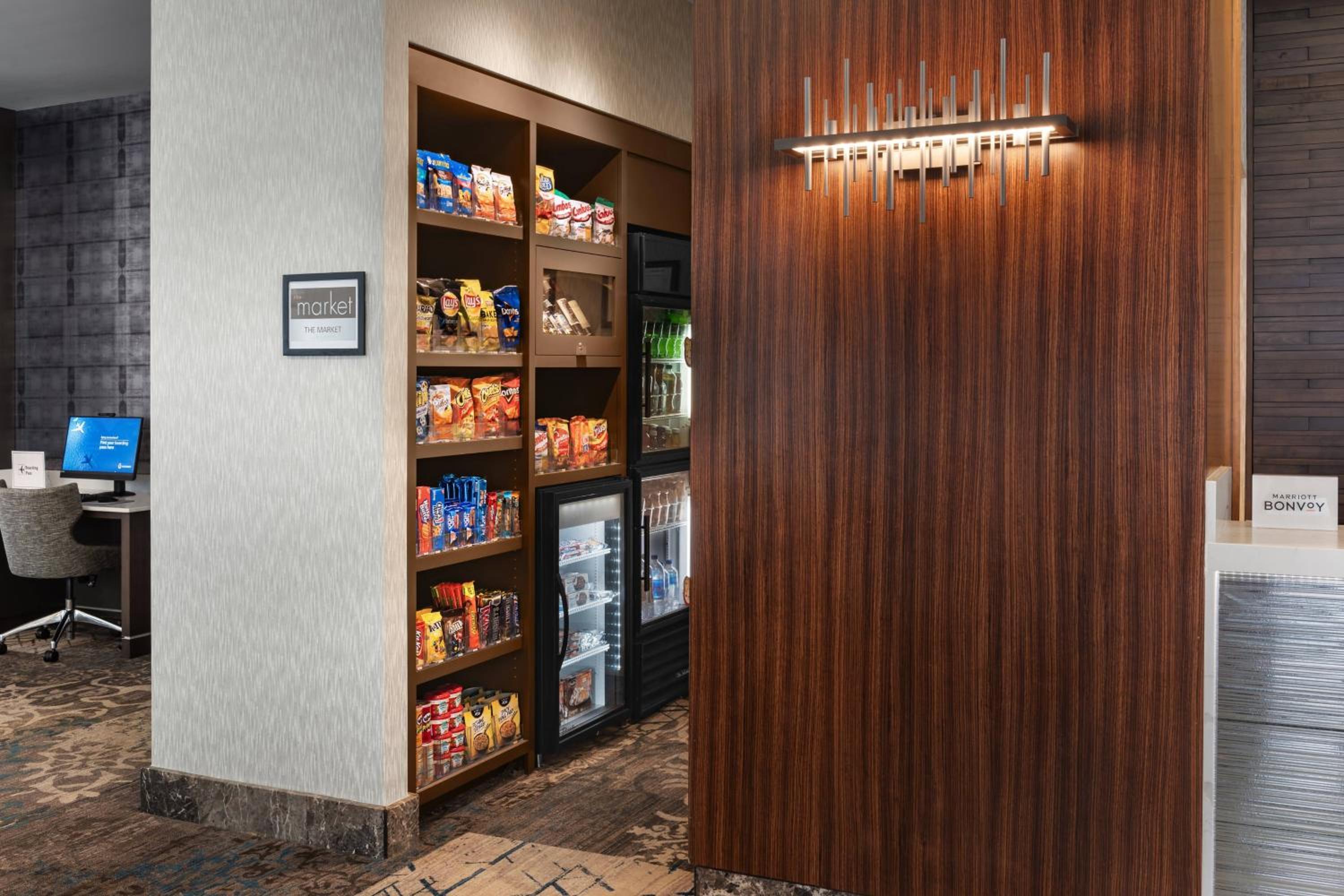 Residence Inn Bethesda Downtown - Property Image 9