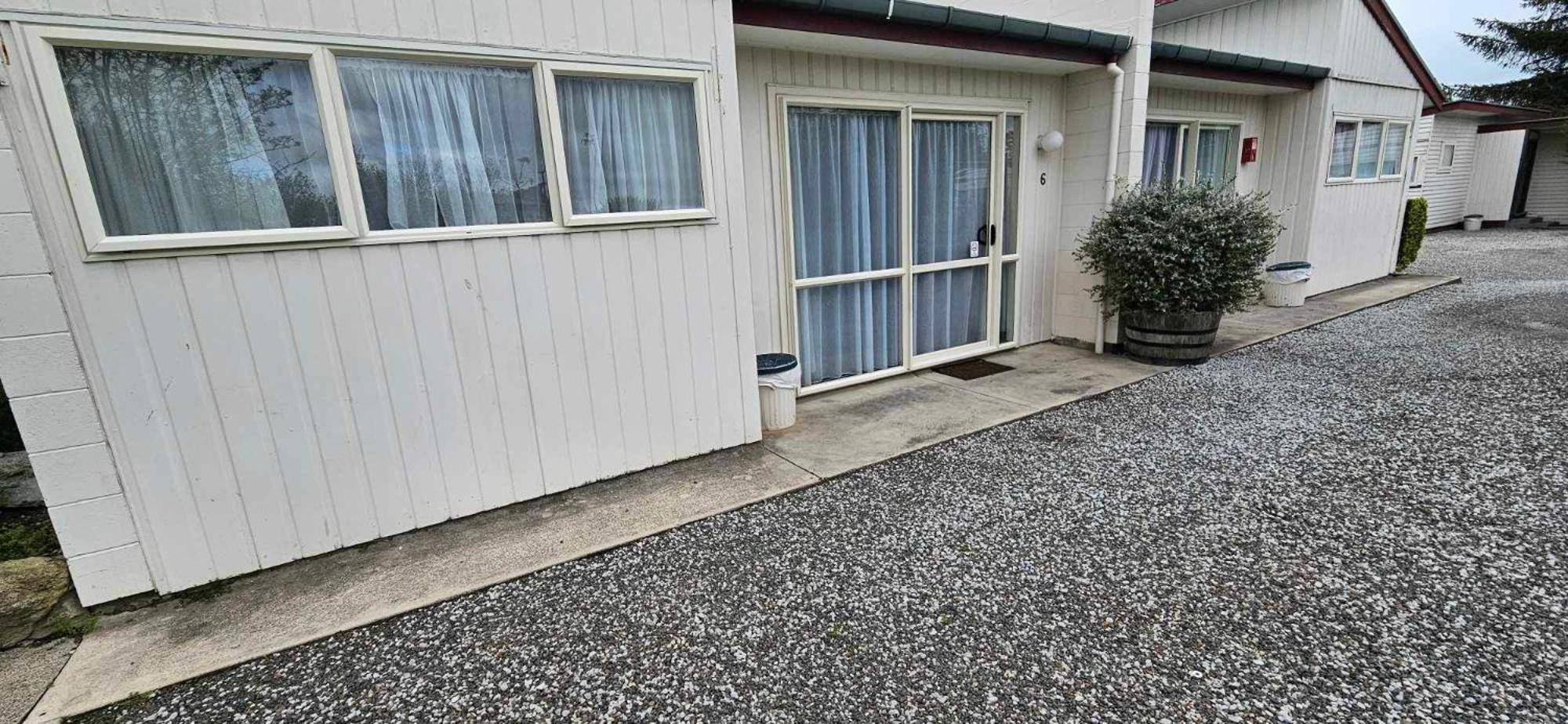Sunnydays Motel