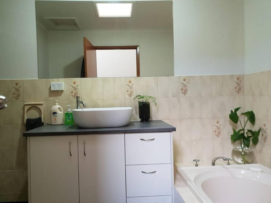 Deakin Town House