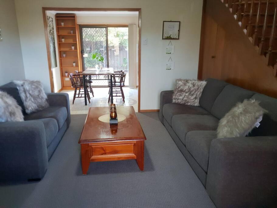 Deakin Town House