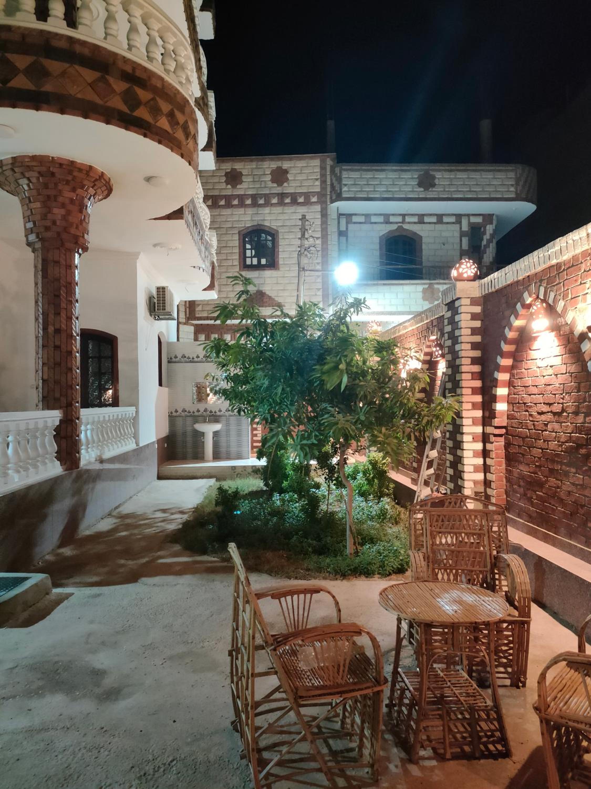 Ramsses Palace