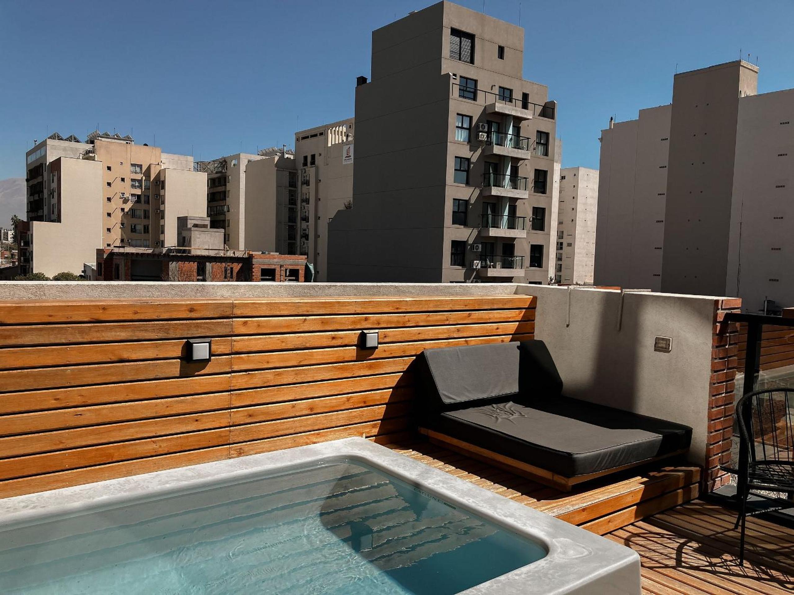 Golf Suites en el centro de Salta