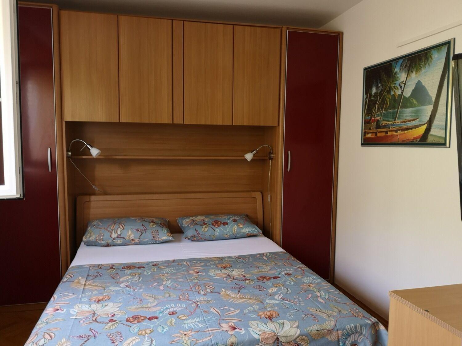 Apartments Dragi