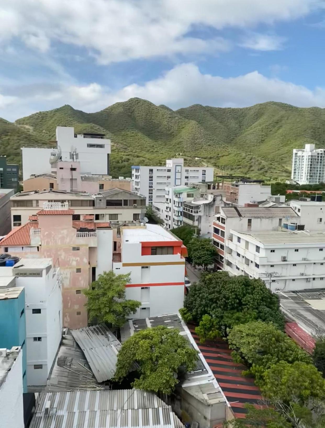 EDIFICIO NABUSIMAKE APTO 903 - Rodadero