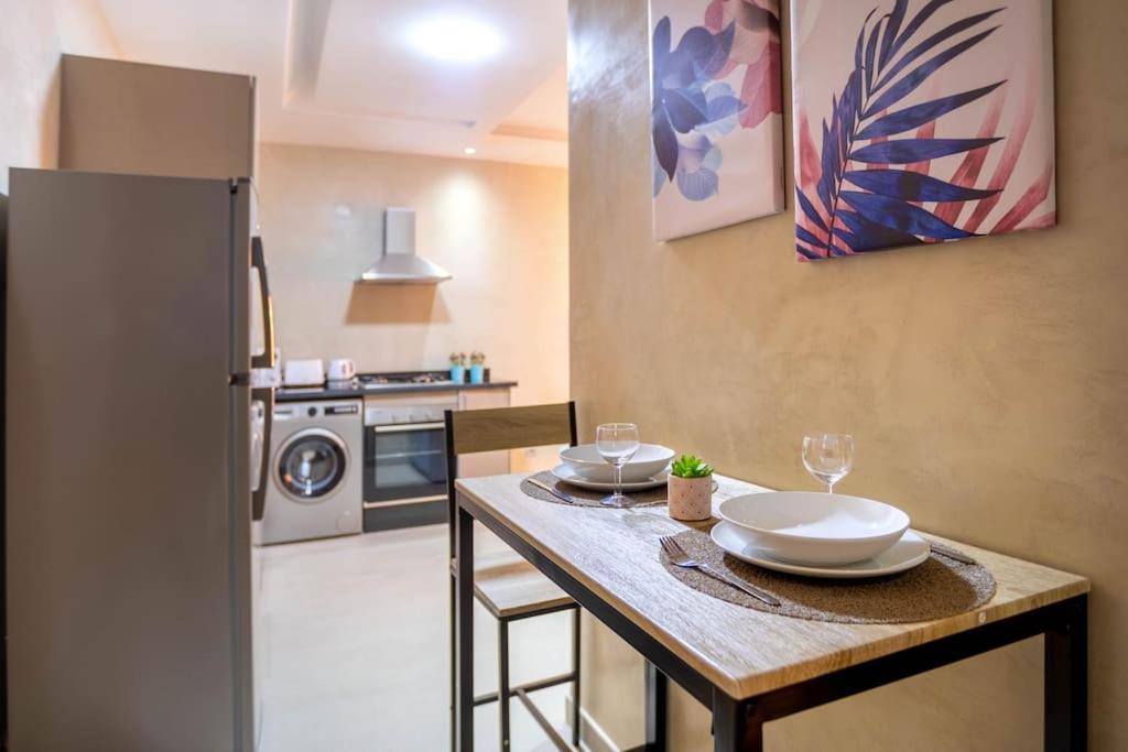 2 Bedroom condo in Marrakech free parking et pool view 5