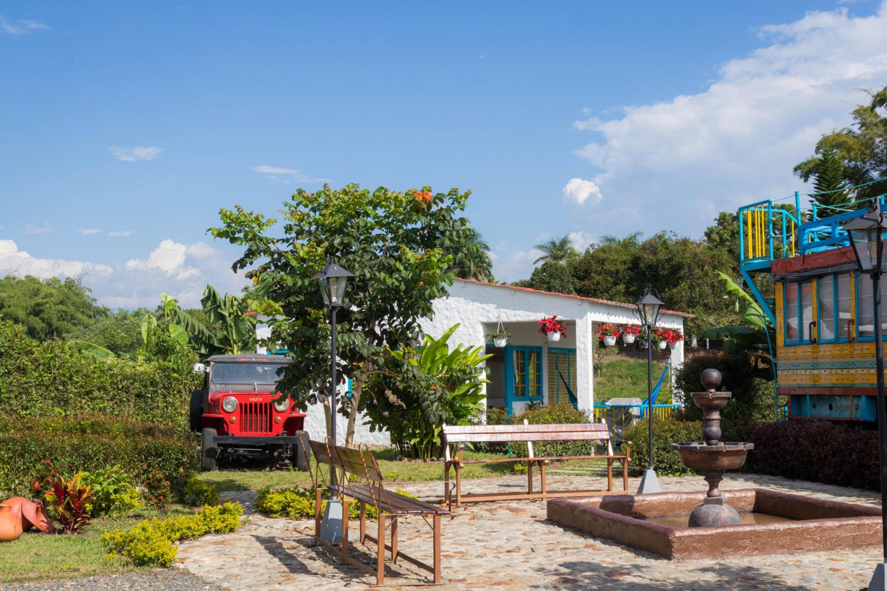 La Trasnochadora - Duerme en una típica finca cafetera Colombiana