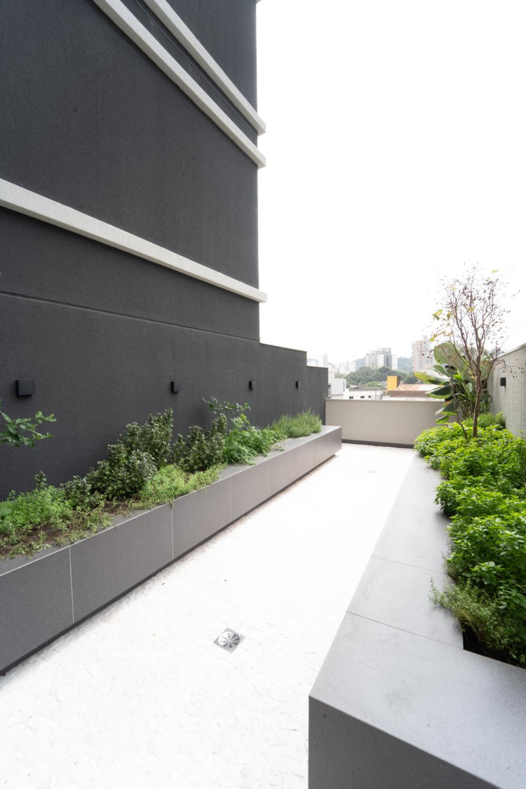 Lofts amplos e sofisticados a 600m da Vila Germânica