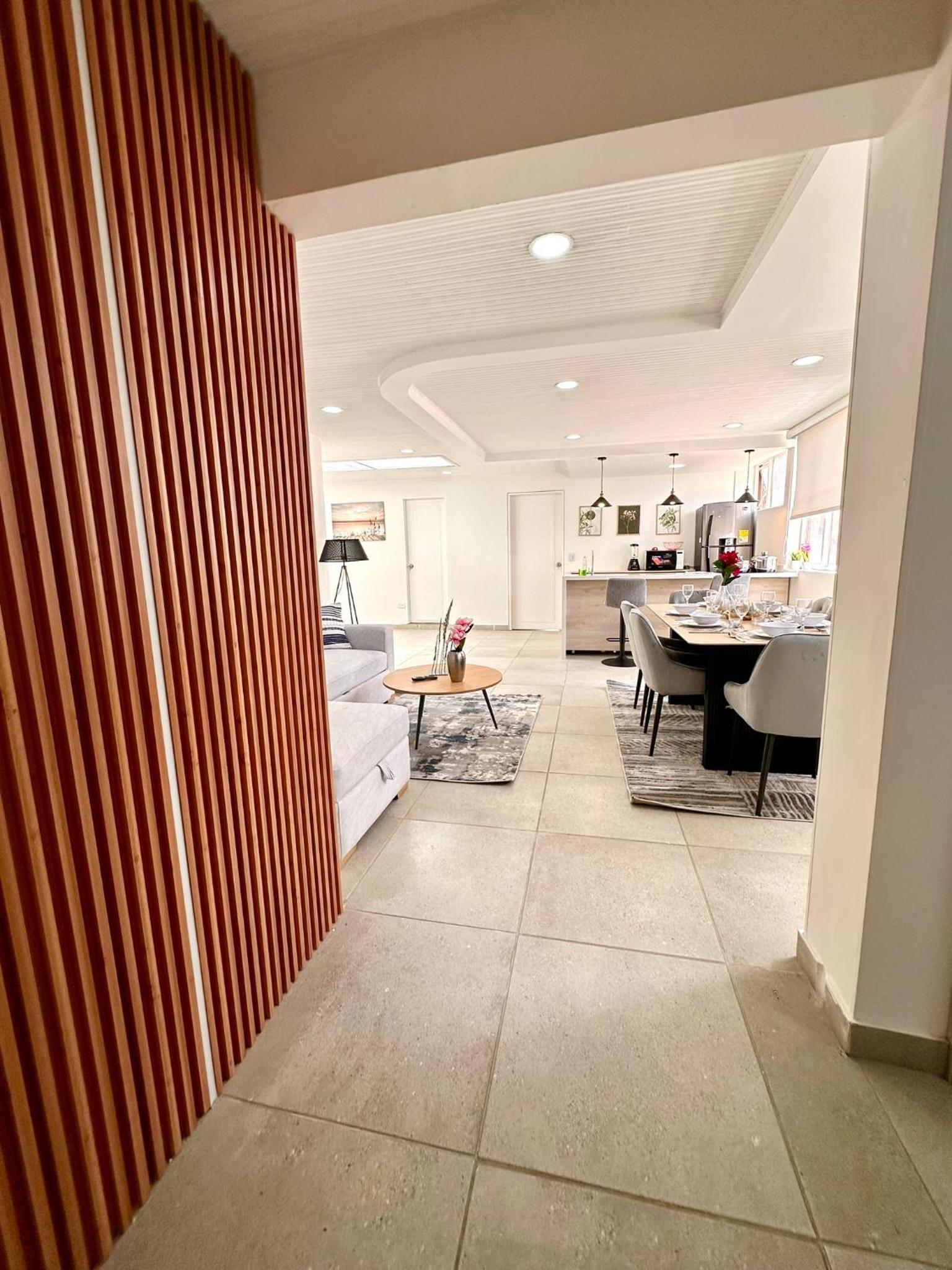 Espacio ideal para grupos, Virrey Park, 3 king size
