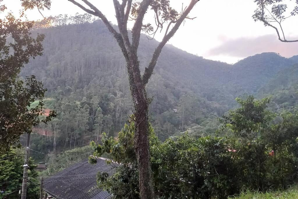 Casa Alto da Colina em Mury