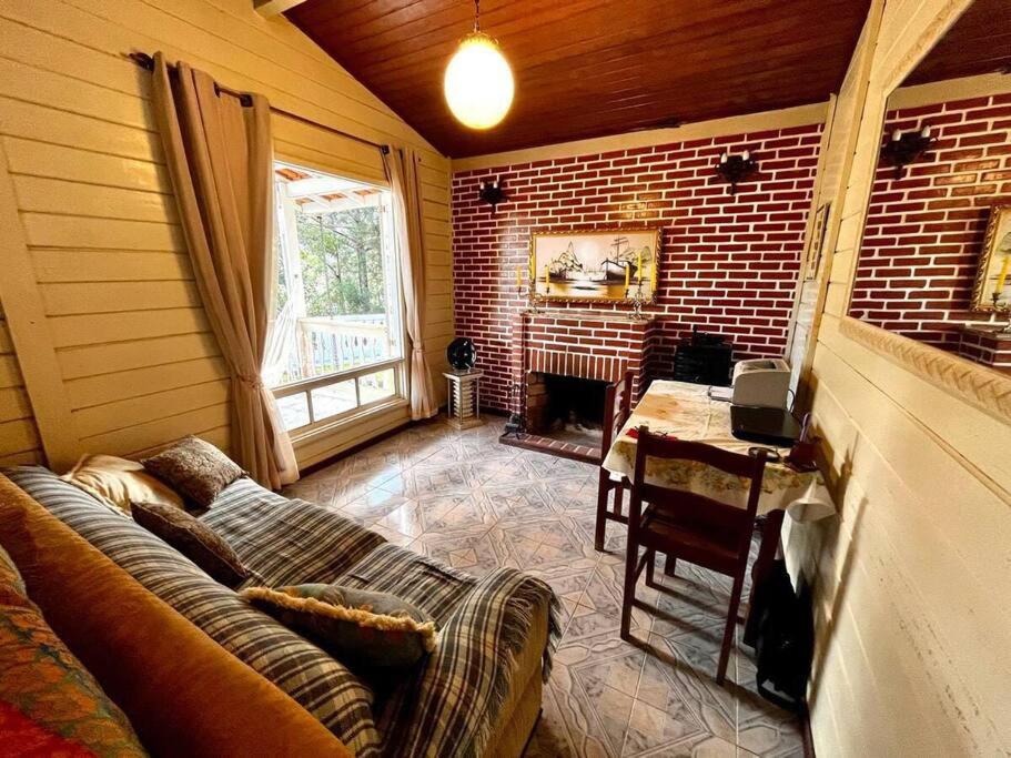 Casa Alto da Colina em Mury